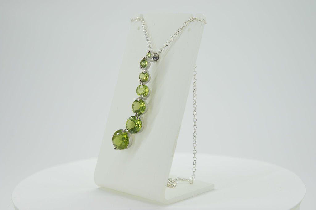 5,05 Carat Peridot Anhanger 925 Silber Collier Kette ein funkelnder Traum Top