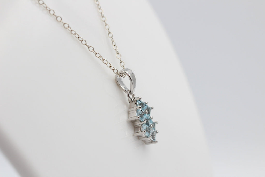 Edler 1,9 Blautopas Anhänger 925 Silber Collier Kette himmelblauer Topas  Edel