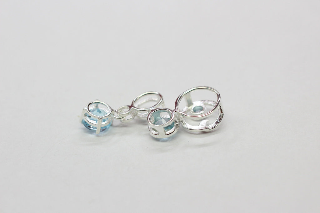 Edler 1,7 Carat Blautopas Anhanger 925 Silber Collier Kette sky blue Topas himmelblau