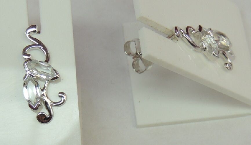 Edle florale 1,3 Carat Weiatopas Ohrstecker 925 Silber Topas Ohrstecker Ohrring