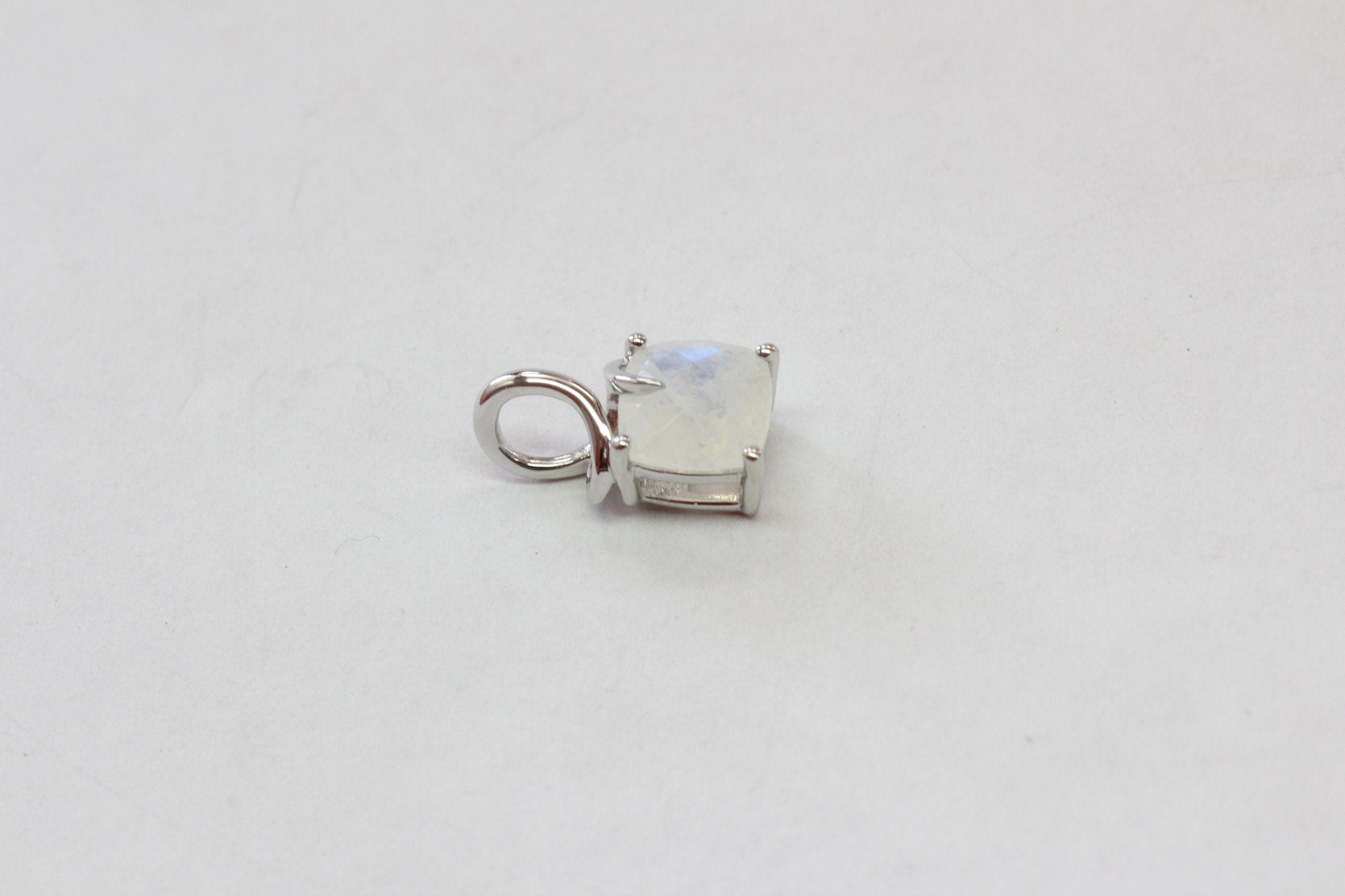 Edler 1,40 Carat Mondlichttopas Anhanger 925 Silber Checker Schliff top Edelstein
