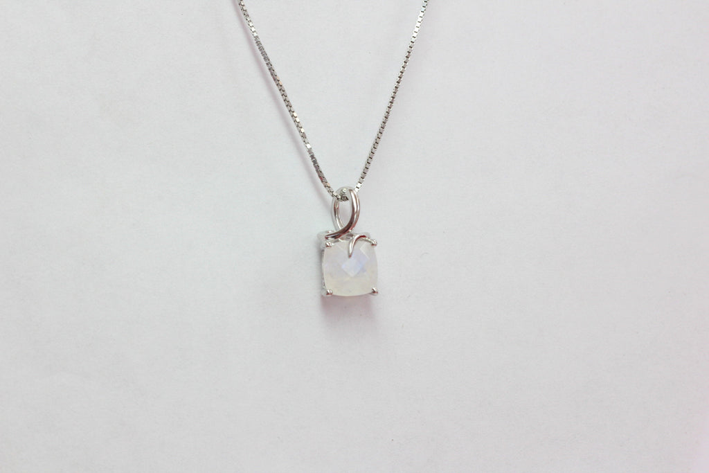 Edler 1,40 Carat Mondlichttopas Anhanger 925 Silber Checker Schliff top Edelstein