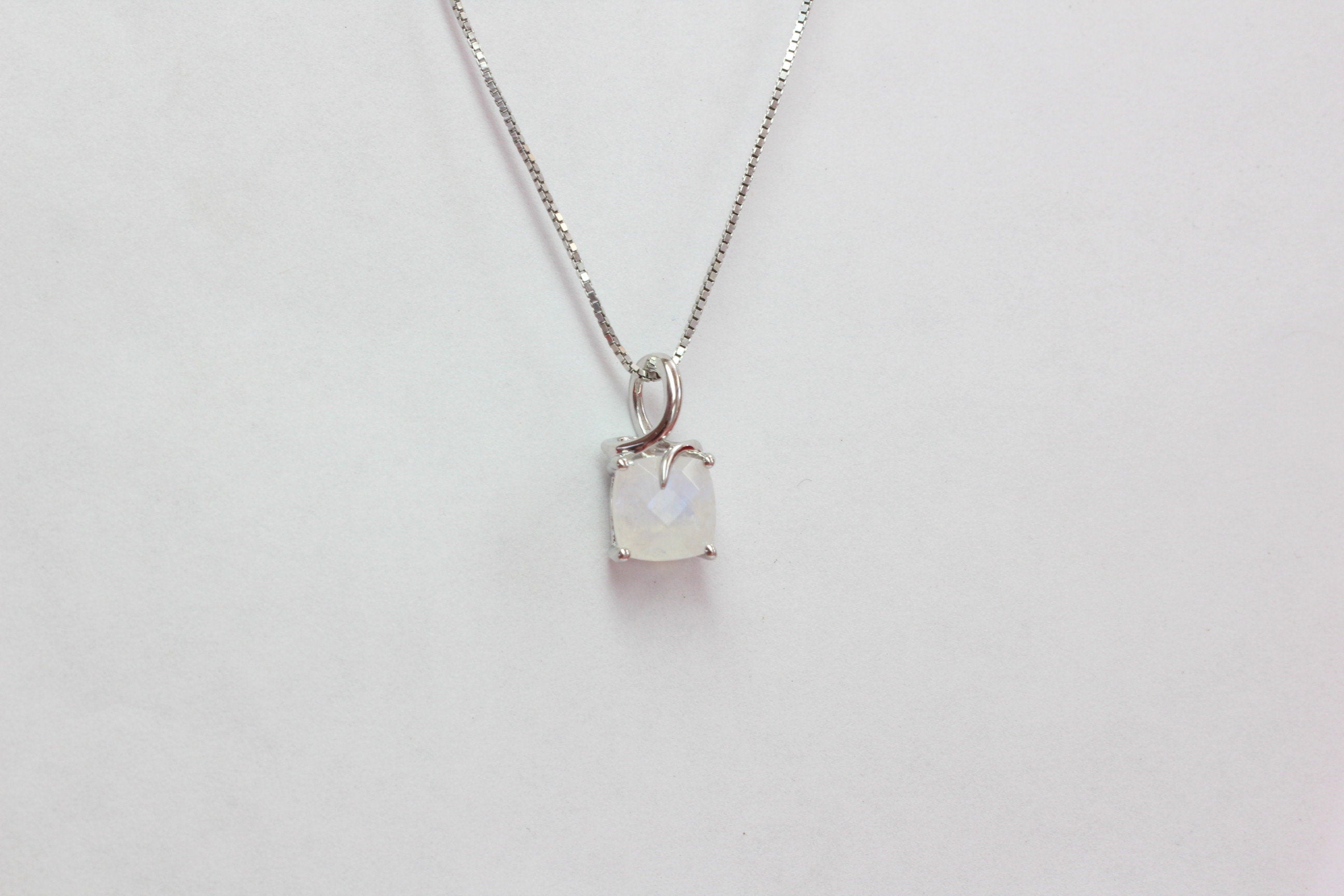 Edler 1,40 Carat Mondlichttopas Anhanger 925 Silber Checker Schliff top Edelstein