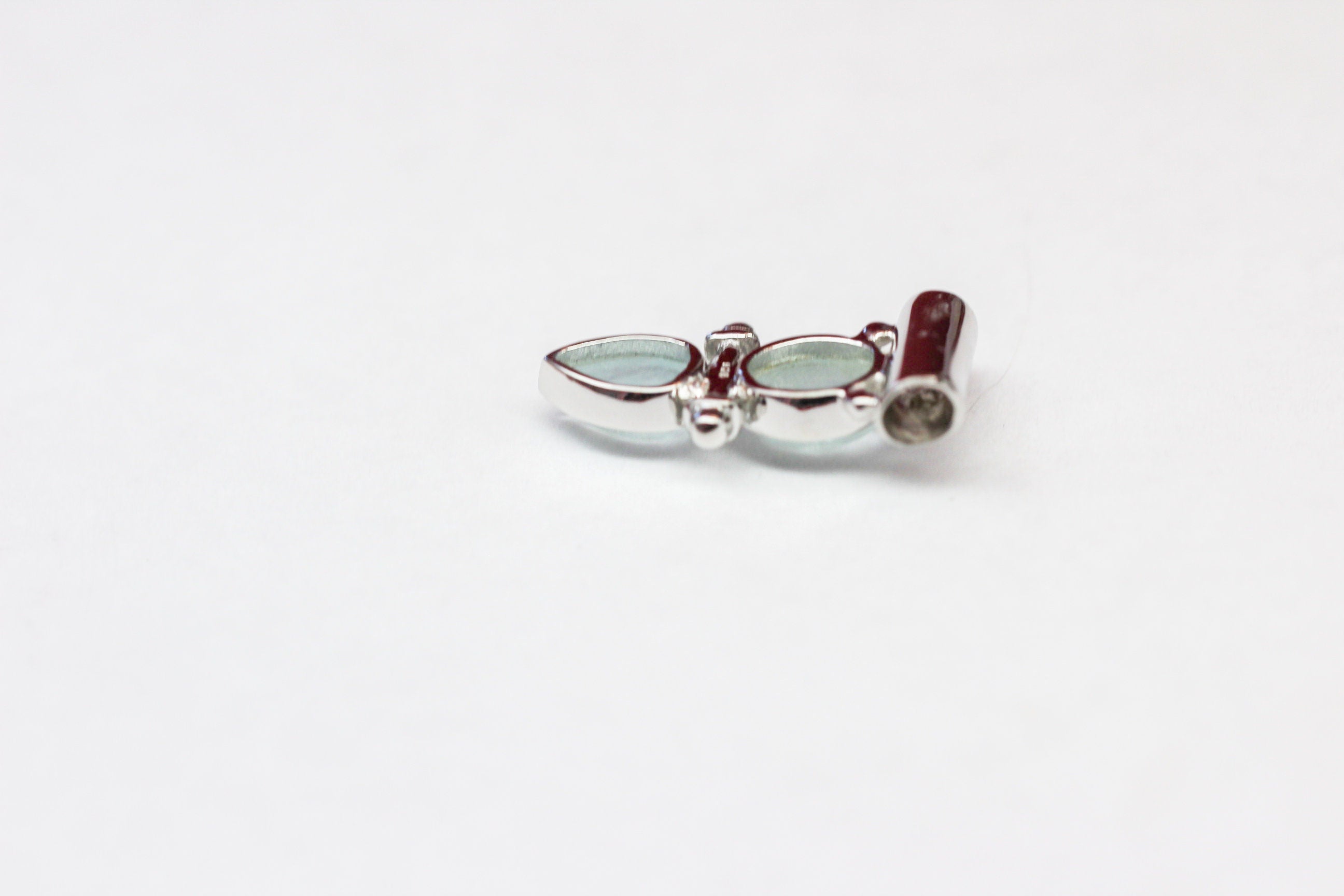 Design pur 2,85 Carat Blautopas Cabochon Anhanger 925 Silber Collier Kette