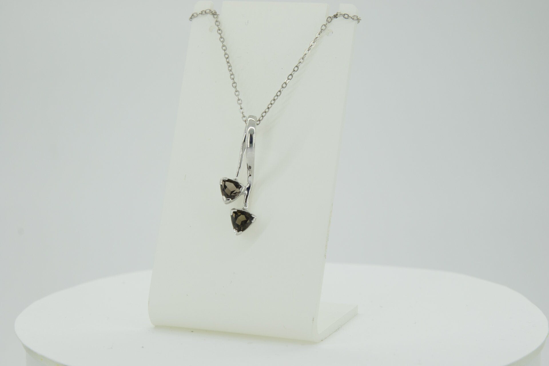 Edle 0,85 Carat Rauchquarz Anhanger Trillion 925 Silber Collier KetteEdelste