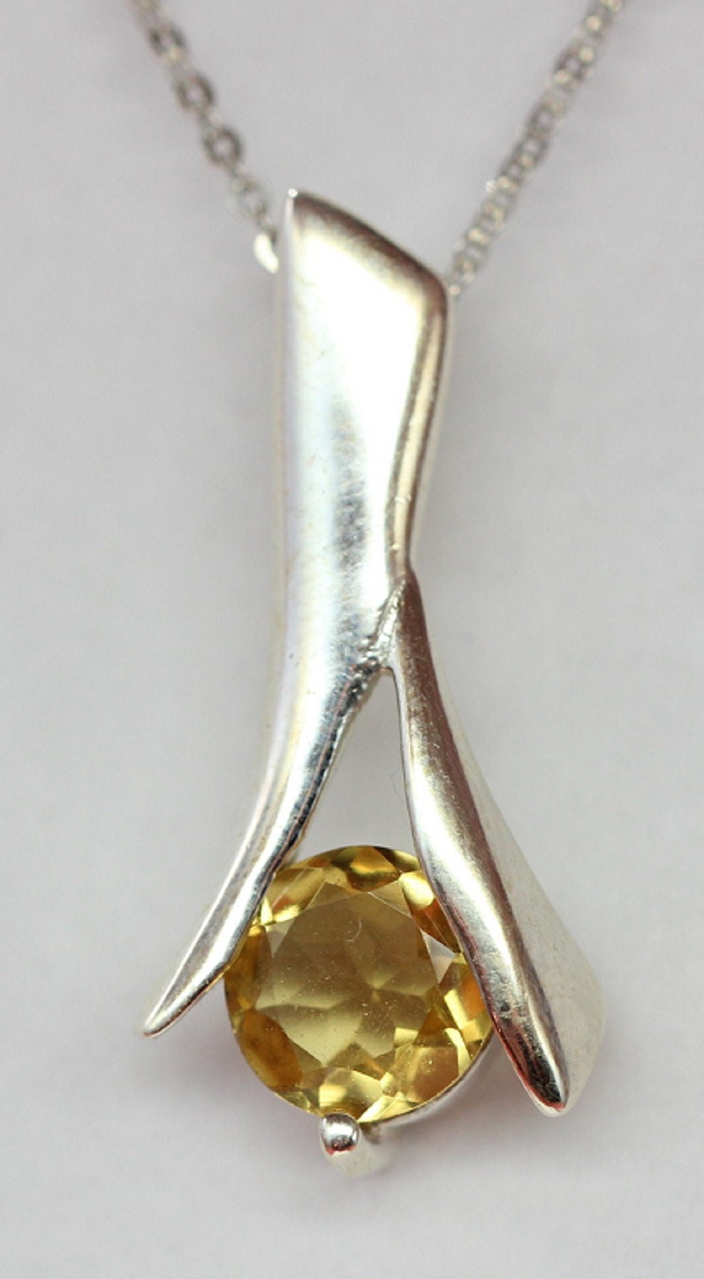 Edle 0,62 Carat Citrin Anhanger 925 Silber Collier Kette gelber Edelstein top