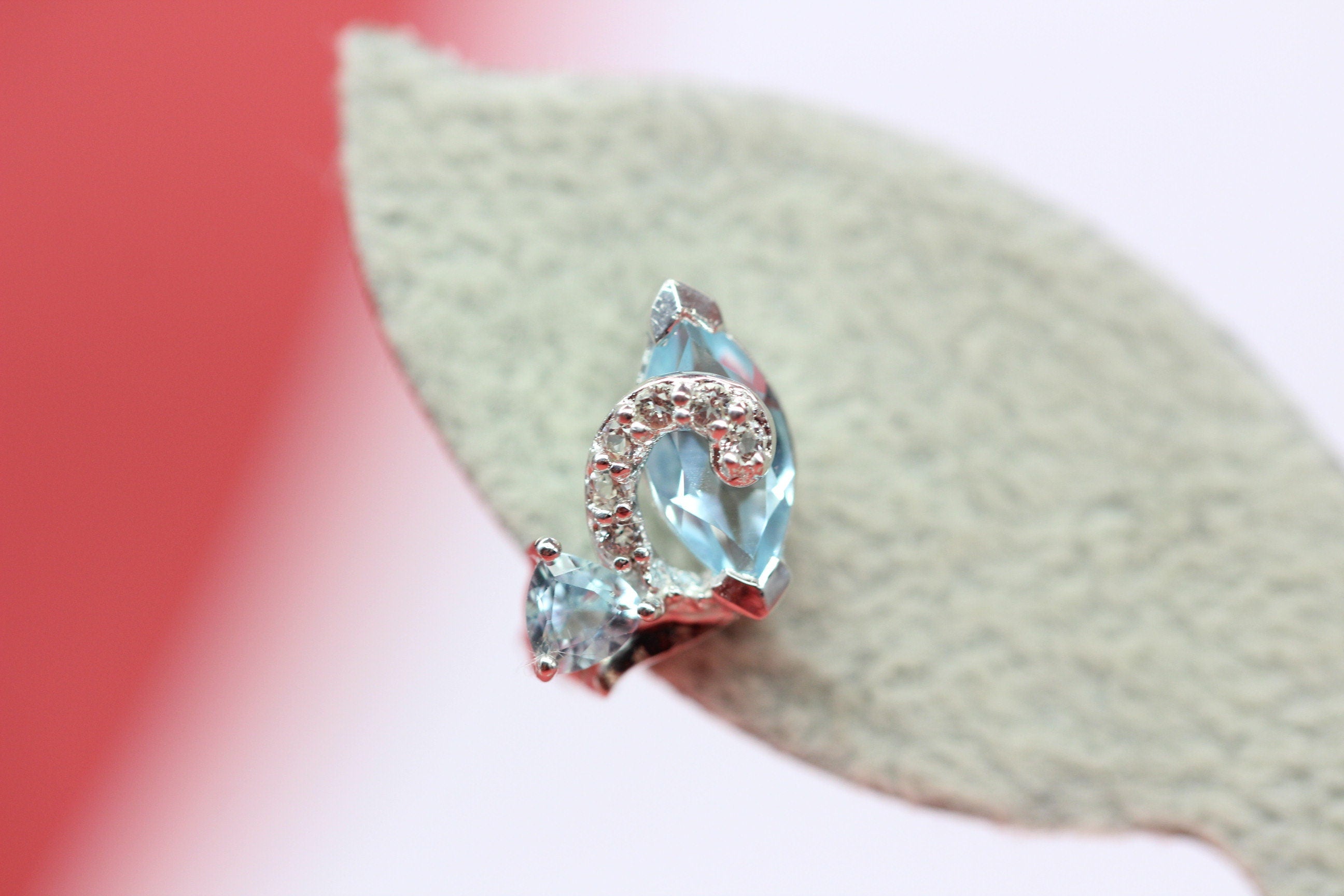 Edle ca 3,0 Carat Blautopas weisstopas Ohrhanger 925  Schmuck Top Edel weisser Topas
