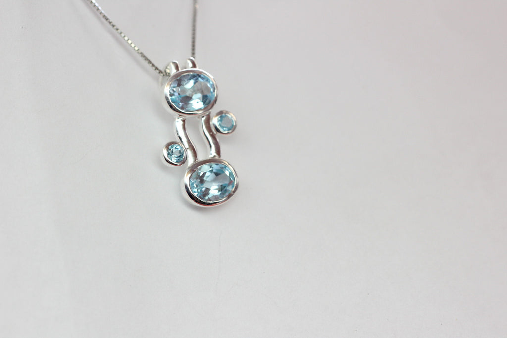 Designer 5,0 Carat Blautopas Anhanger Collier Kette sky blue Topas Designschmuck