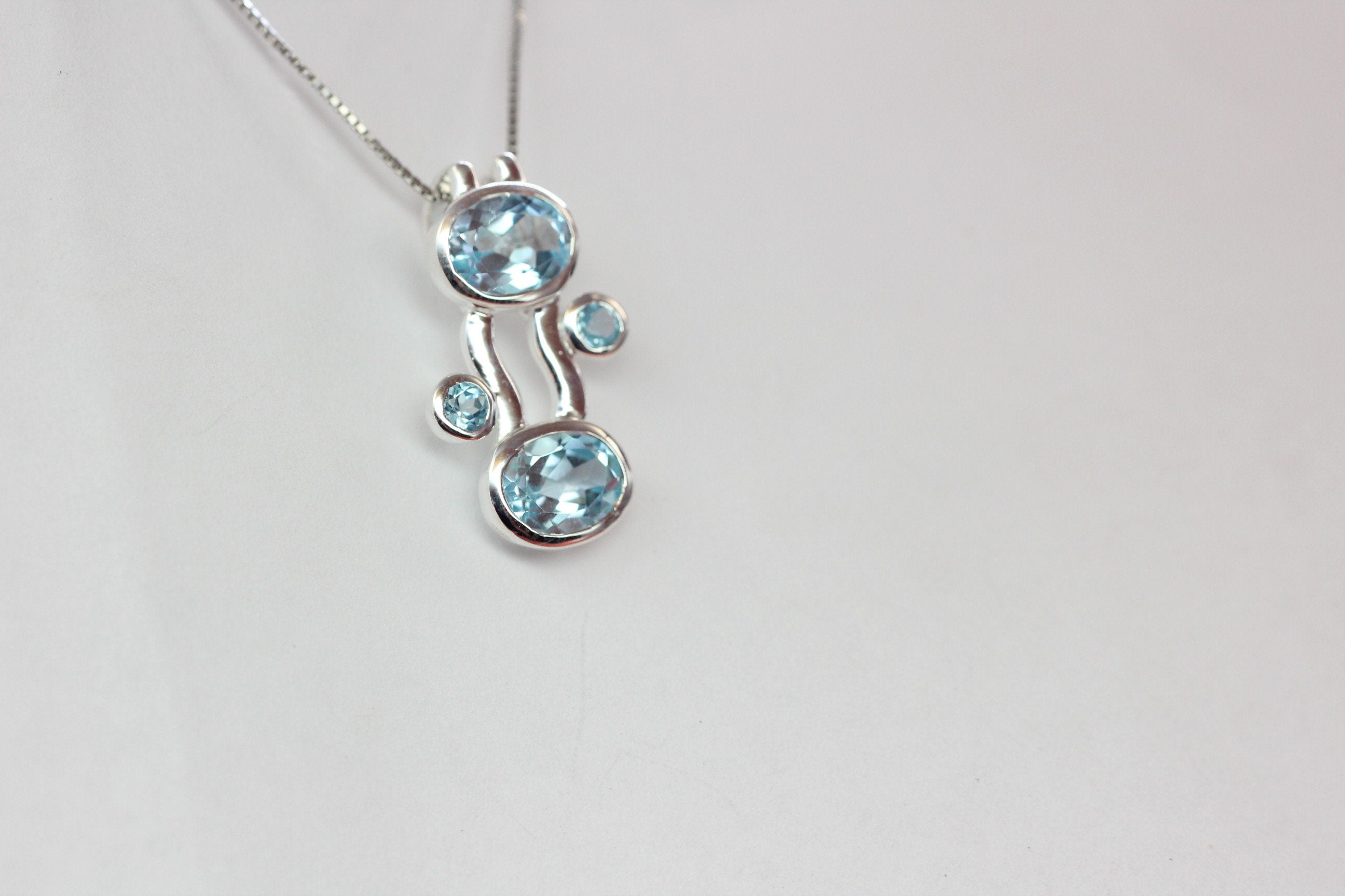 Designer 5,0 Carat Blautopas Anhanger Collier Kette sky blue Topas Designschmuck