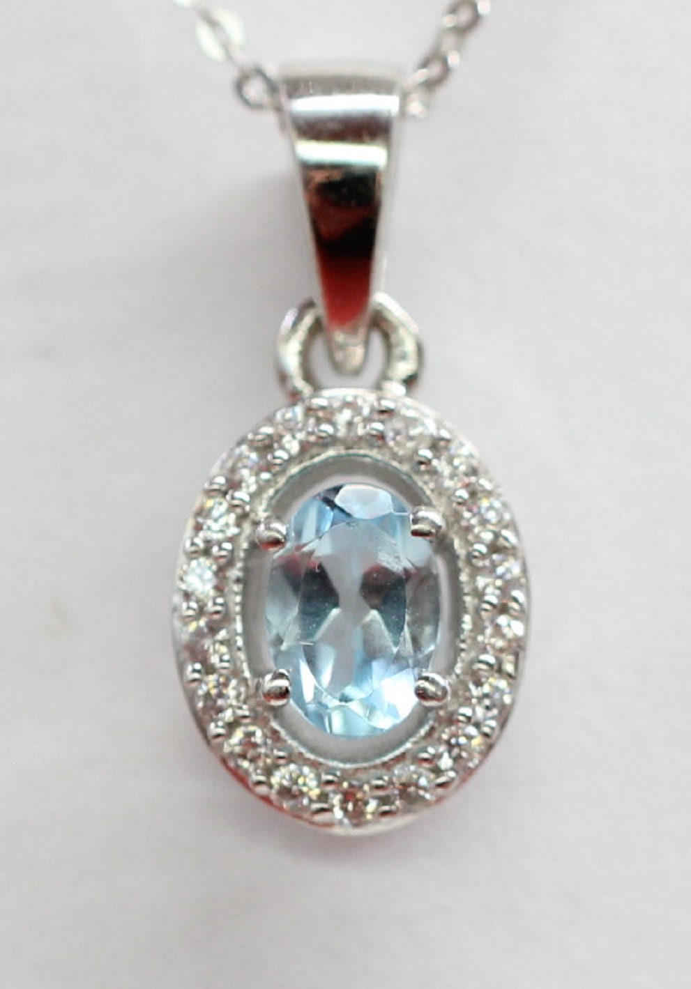 Edle 0,7 Carat Blautopas Anhanger 925 Silber Collier Kette Sky blue Topas himmelblau