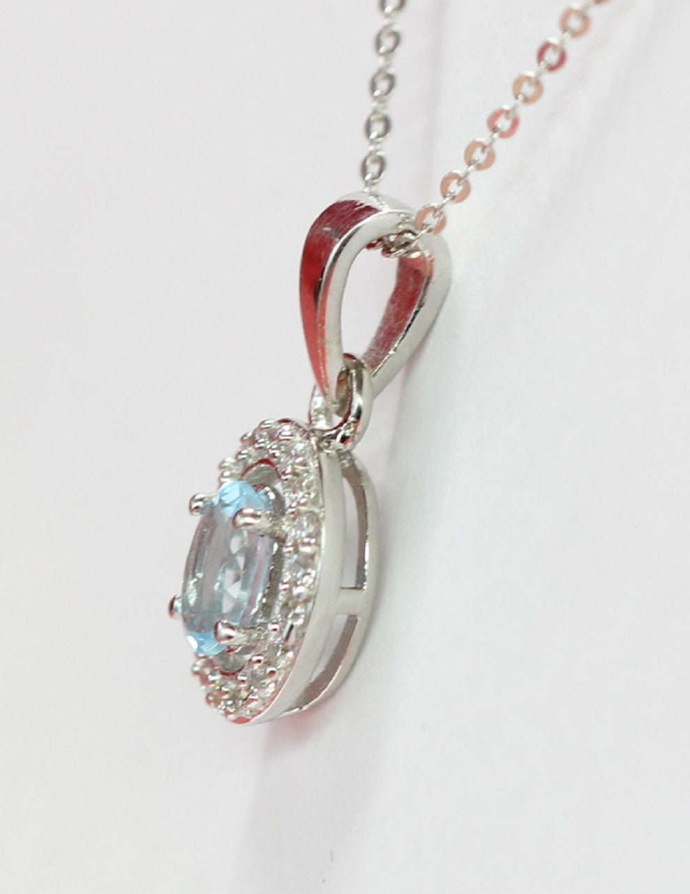 Edle 0,7 Carat Blautopas Anhanger 925 Silber Collier Kette Sky blue Topas himmelblau
