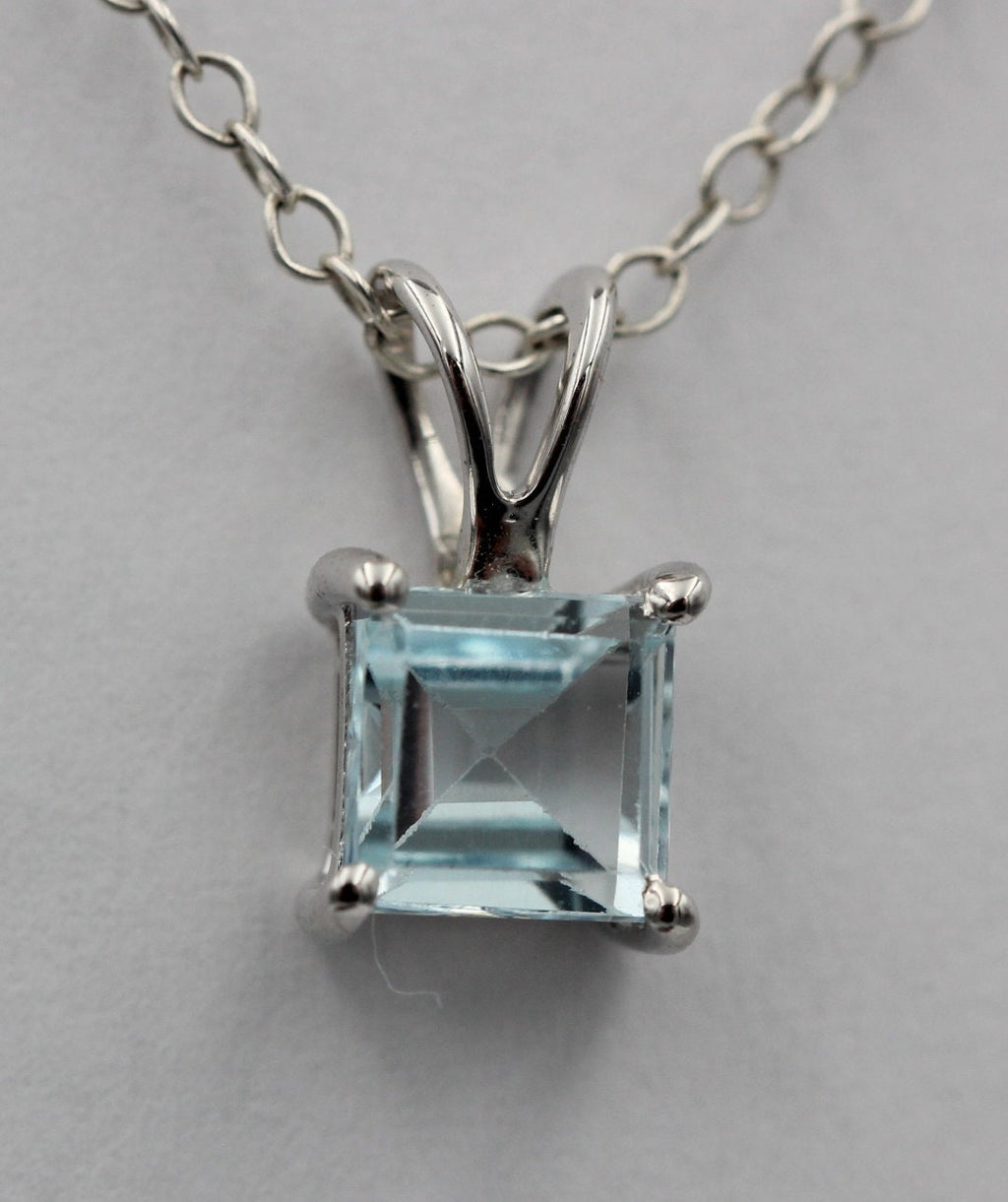 1 Carat Blautopas Anhänger 925 Silber Collier Kette sky blue Topas himmelbau