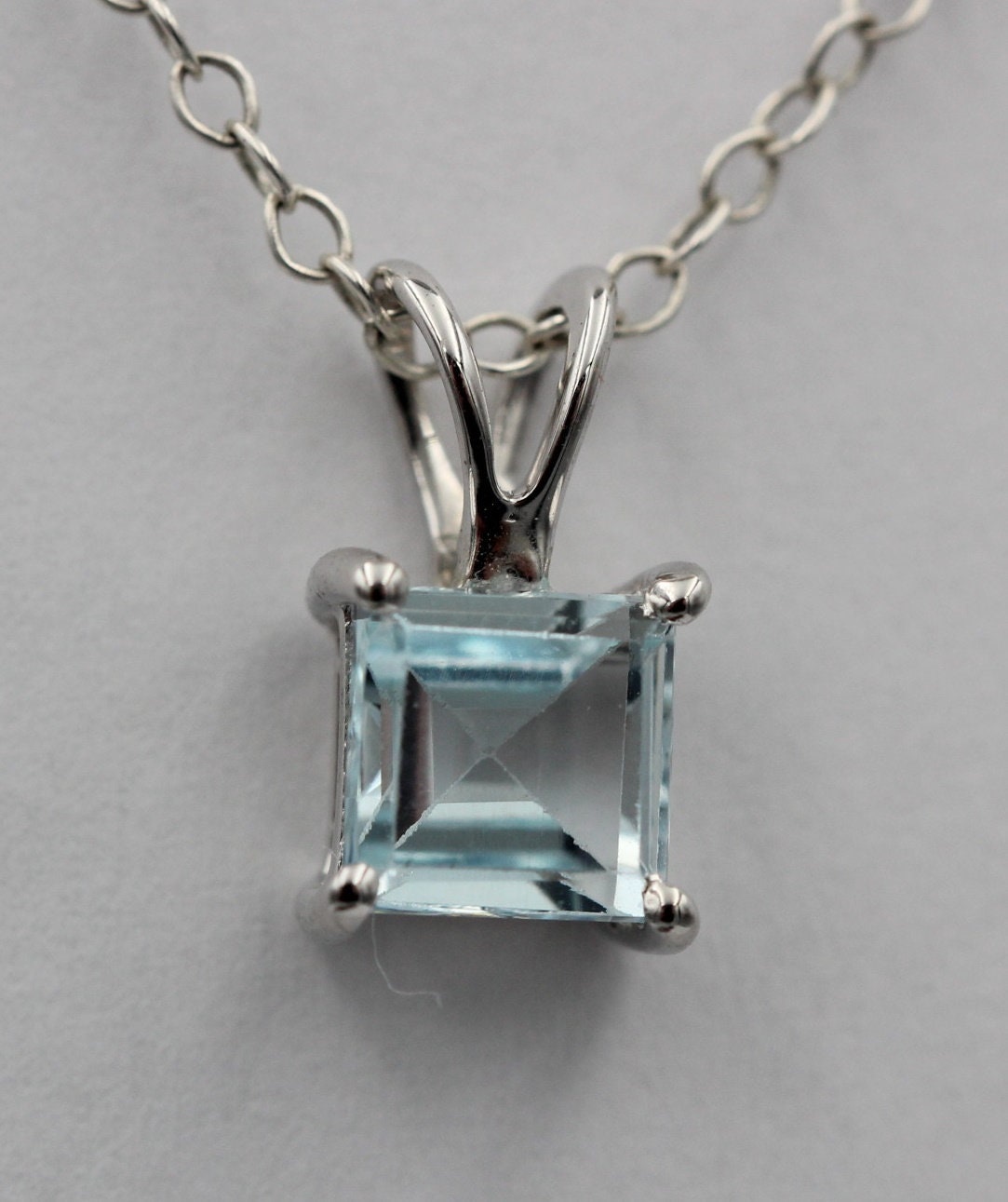 1 Carat Blautopas Anhänger 925 Silber Collier Kette sky blue Topas himmelbau