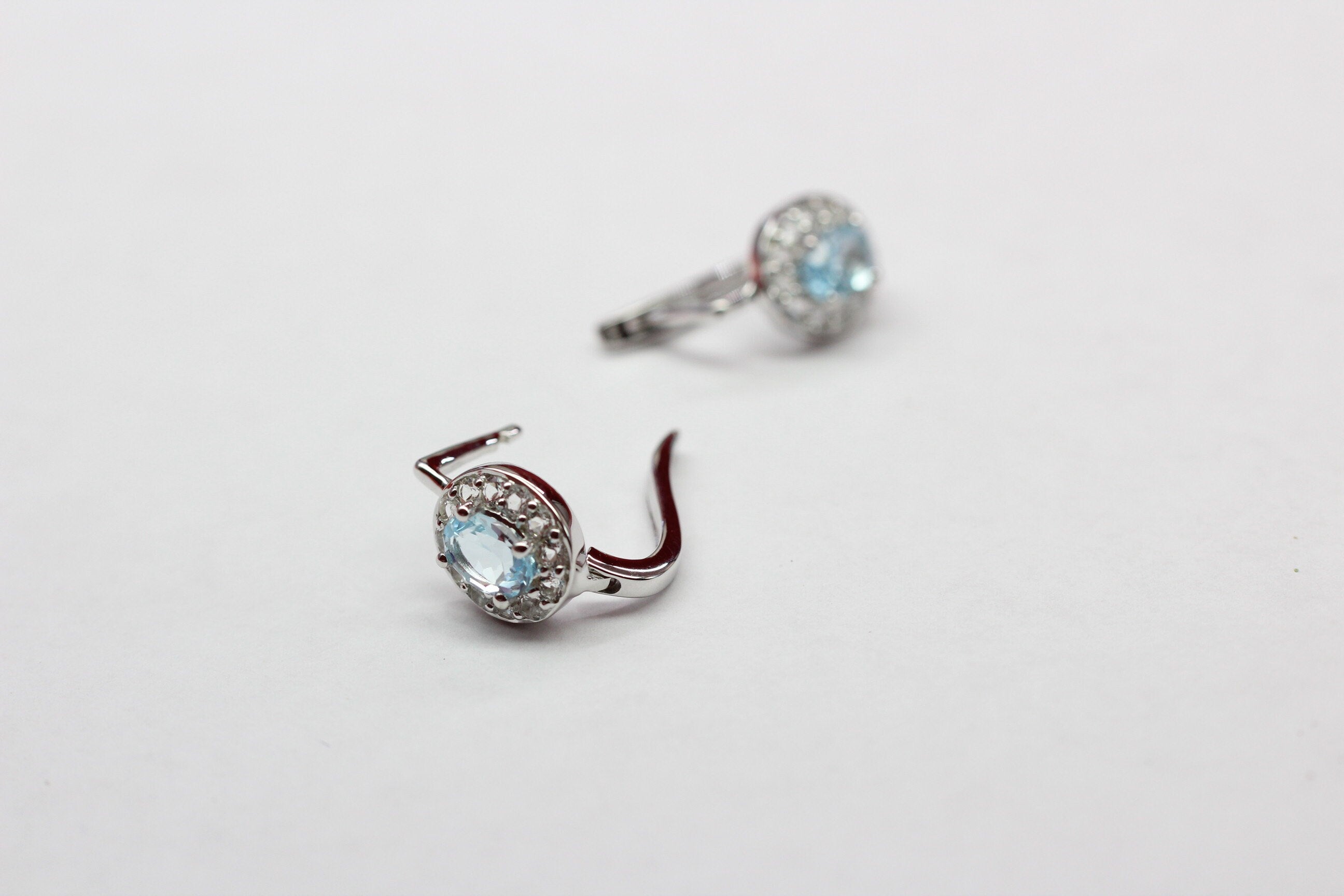 Edle 1,6 Carat Blautopas weisstopas Ohrring 925 Silber Ohrschmuck Top Edel