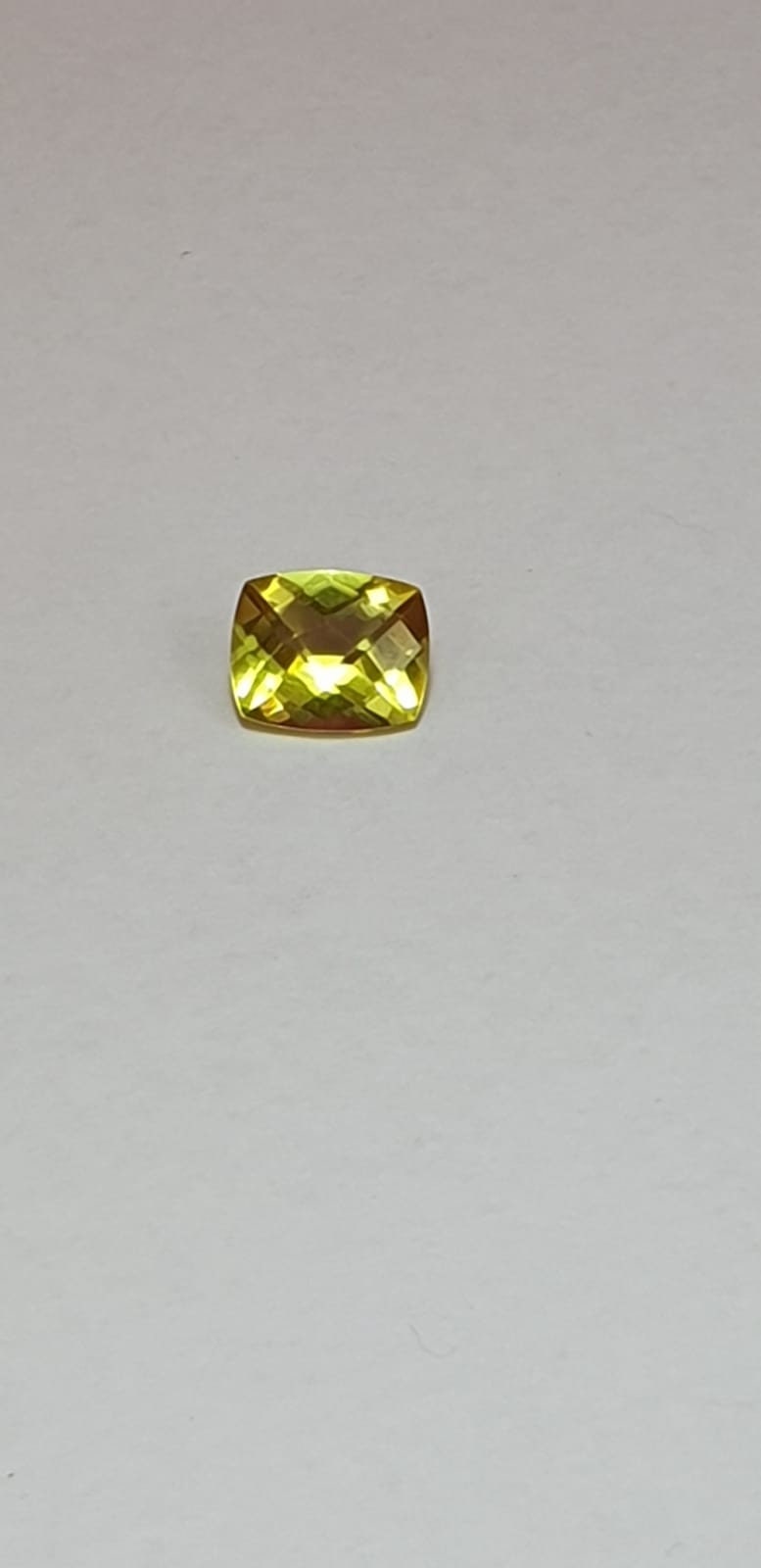 3,84 Carat Limonenquarz AAA Lemonquarz Checker Cut  11 x 9 mm Top Qualitat