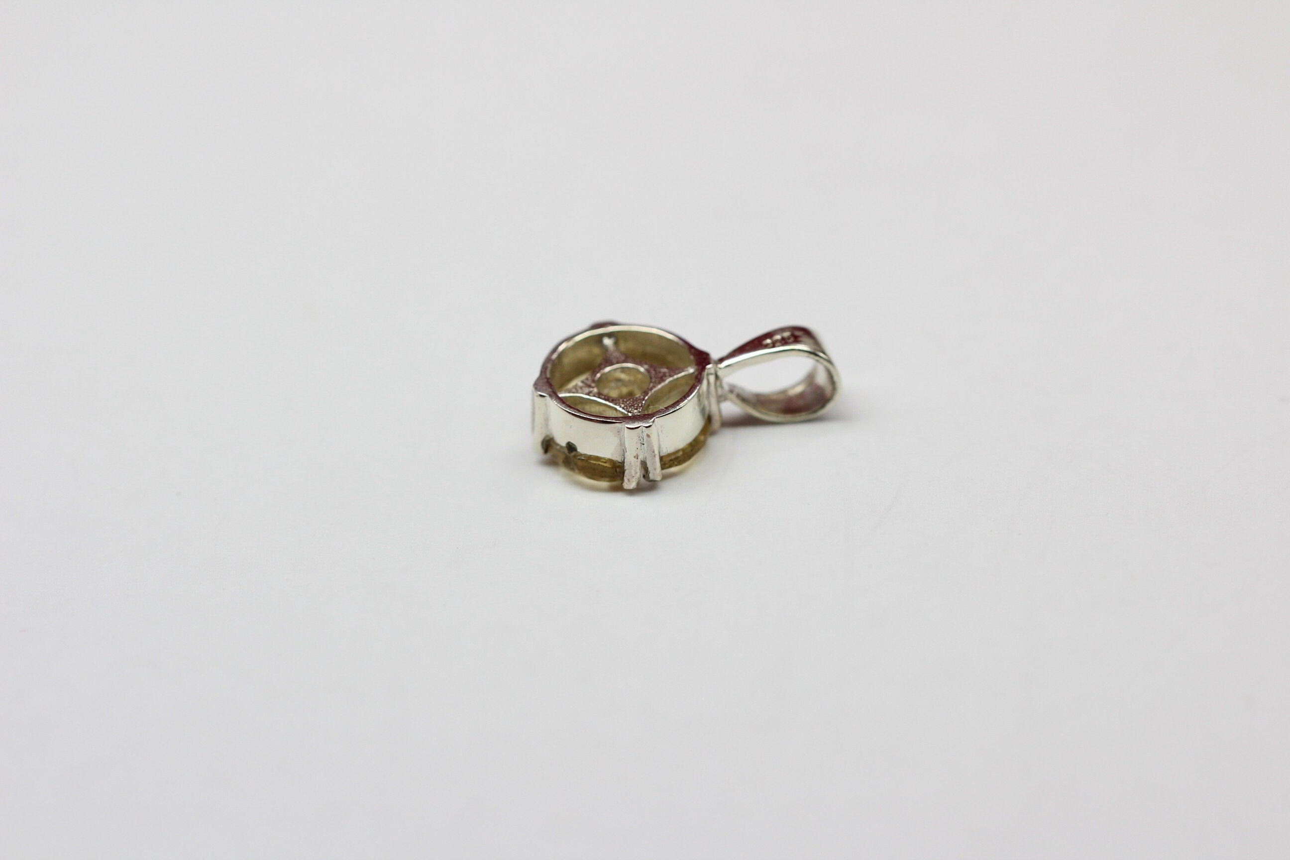 Edler 0,7 Carat Citrin Anhanger 925 Silbger Collier Kette gelbger Edelstein