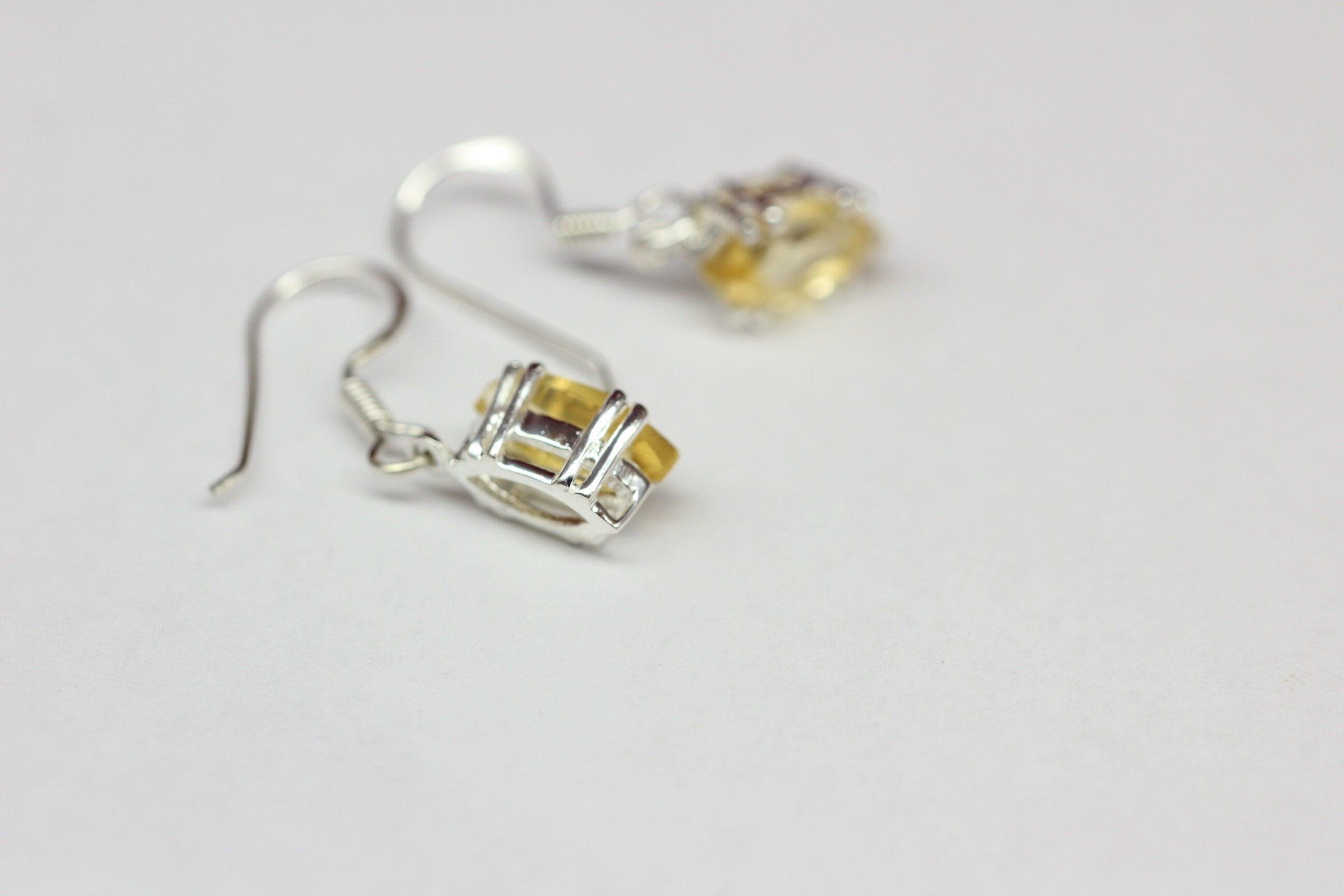 Edle 2,0 Carat Citrin Ohrhanger 925 Silber hellgelber Edelstein Ohrschmuck top