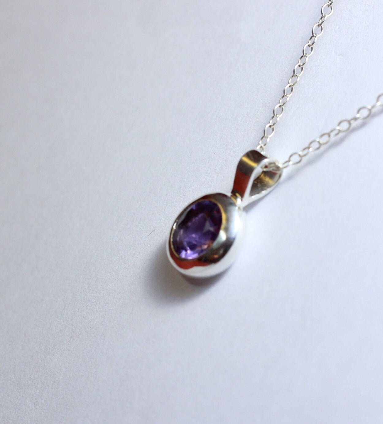 Edler 1,5 Carat Amethyst Anhanger 925 Silber Collier Kette violetter Edelstien