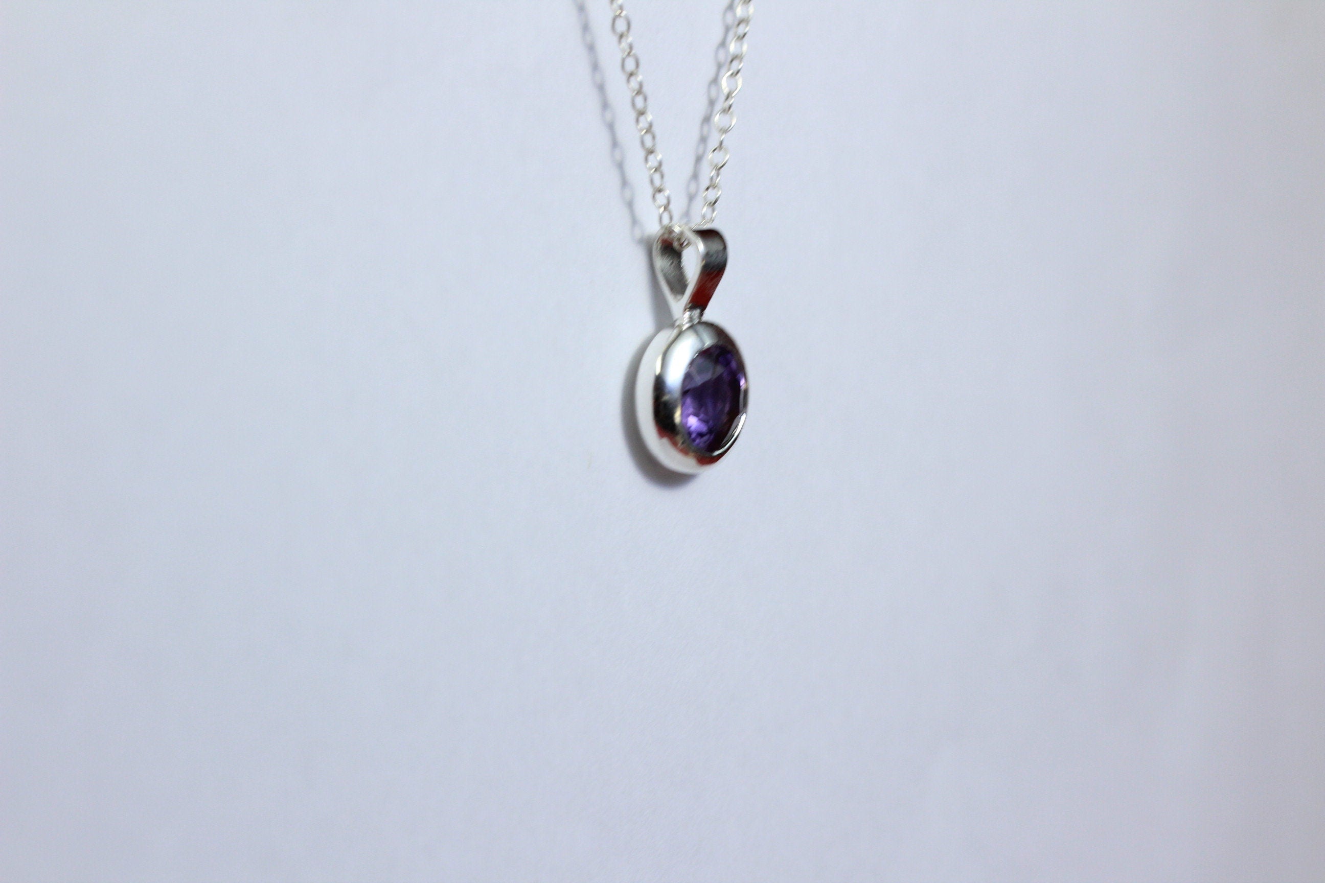 Edler 1,5 Carat Amethyst Anhanger 925 Silber Collier Kette violetter Edelstien