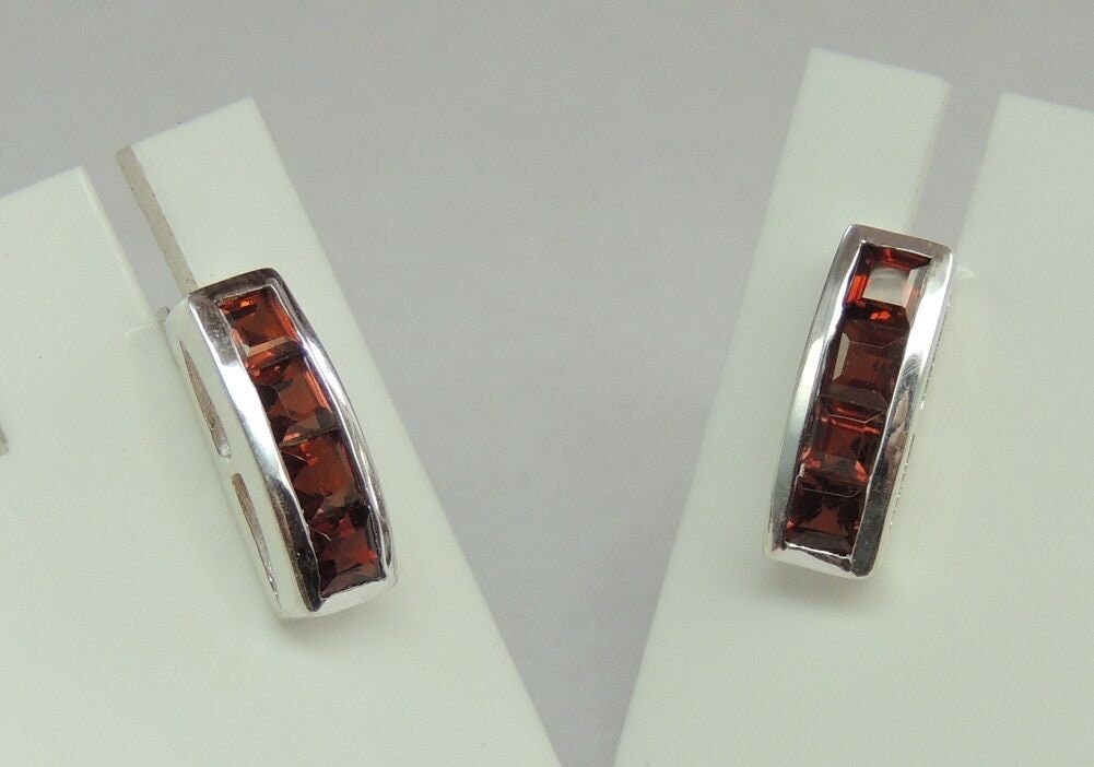 Edle 1,08 Carat Granat Ohrstecker 925 Silber Ohrring Ohrschmuck