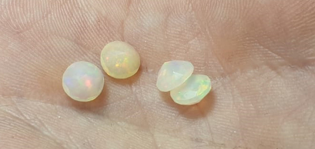 0,80  Carat Äthiopische Opal in Rundschliff in A - AA Qualität aus Afrika Top
