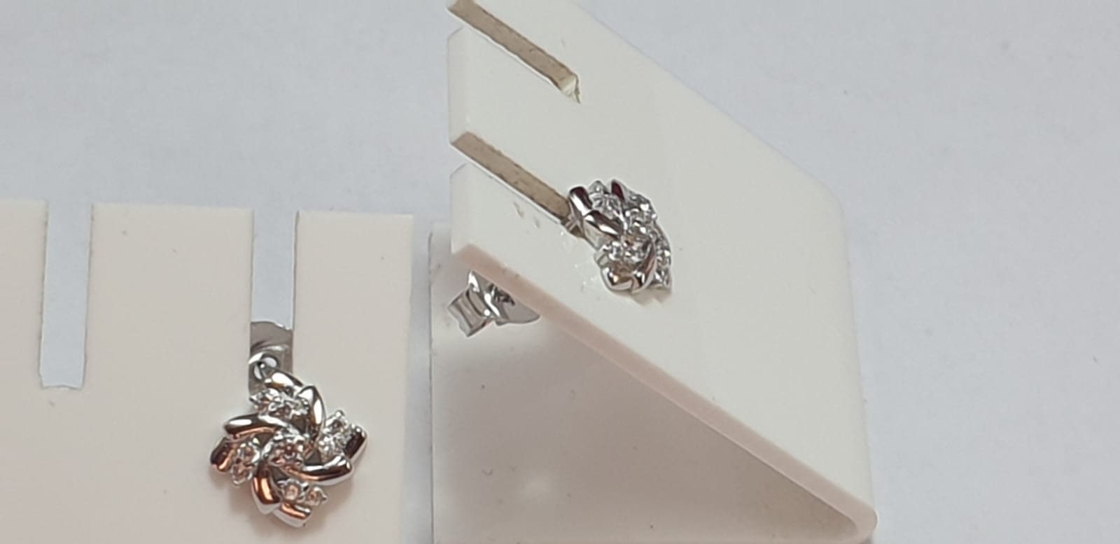 Edle Zirkonia Ohrstecker aus 925  Sterling Silber American Diamant Top Ohrstecker