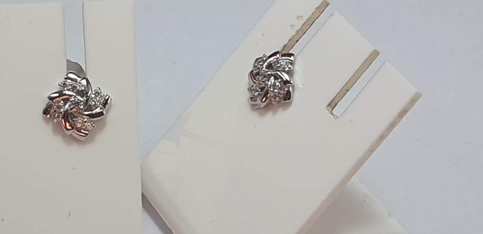 Edle Zirkonia Ohrstecker aus 925  Sterling Silber American Diamant Top Ohrstecker