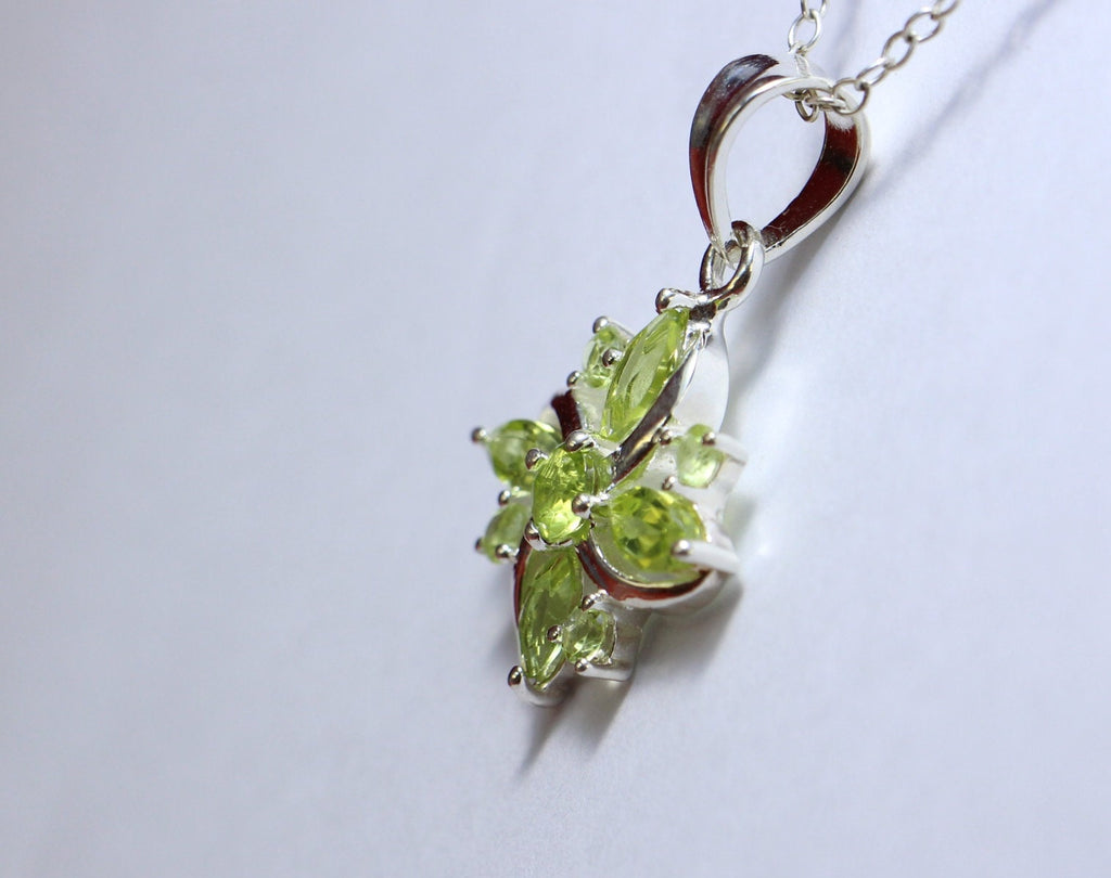 Edler 1,0 Carat Peridot Anhanger 925 Silber Collier Kette Olivin Anhanger Top