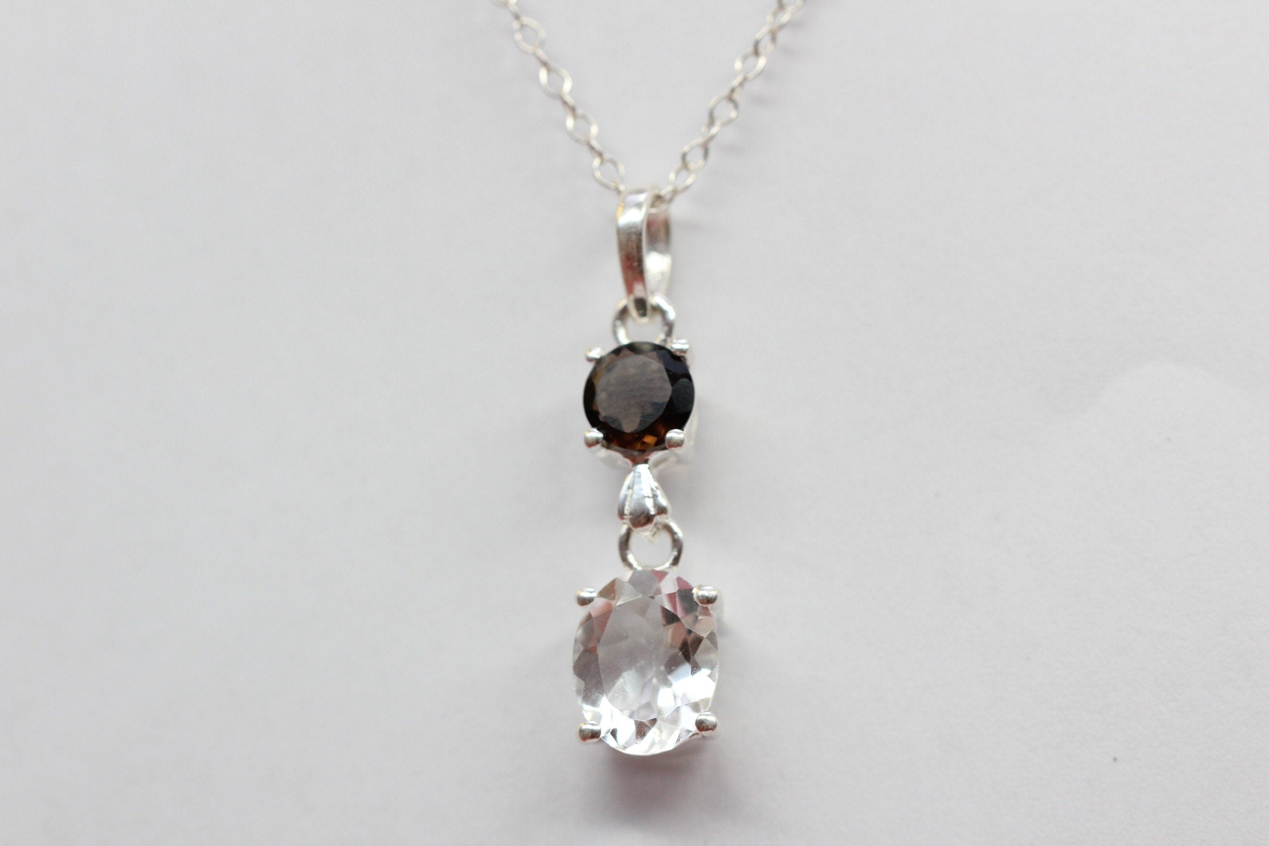 Edler 3,39 Carat weisstopas Rauchquarz Anhanger 925 Silber Collier Kette Topas