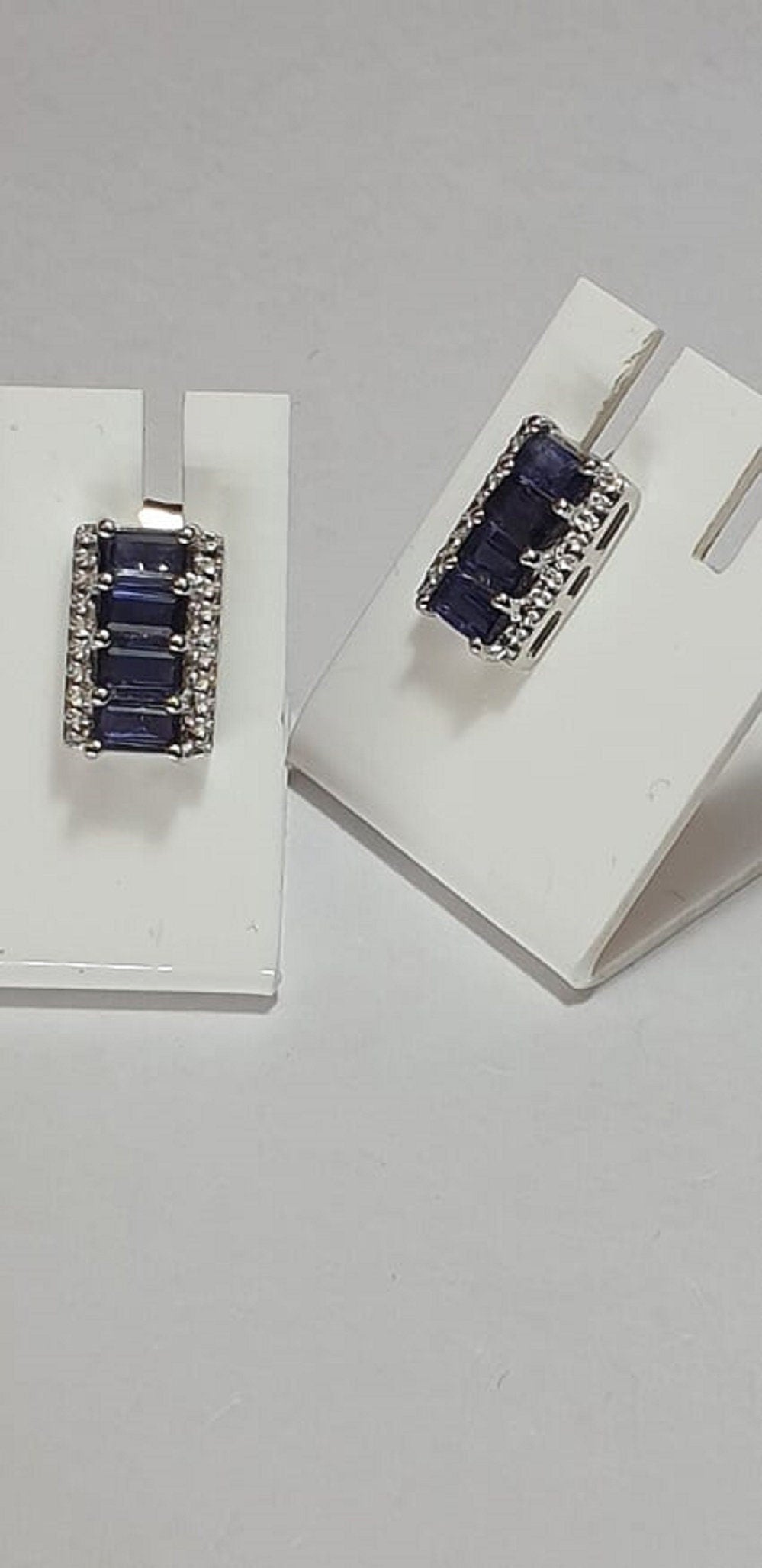 2,0 Carat Iolith Ohrstecker 925 Silber Ohrring Wassersahpir Luchssaphir Edel