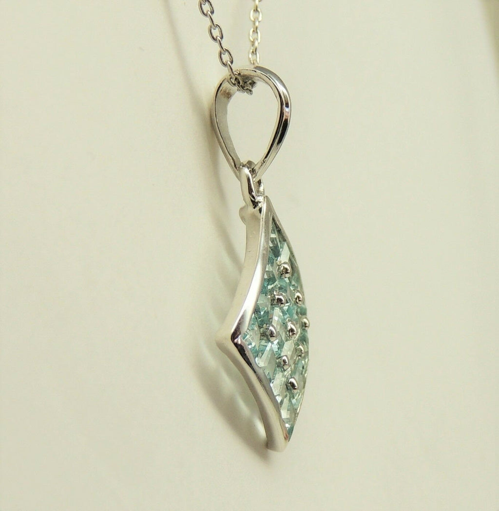 3,04 Carat Designer Anhanger Blautopas 925 Silber  Top Collier Kette