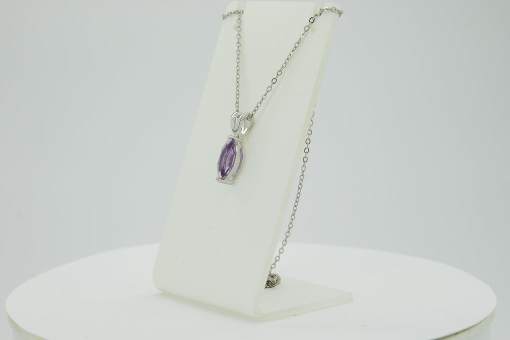 0,83 Carat Amethysst Anhanger 925 Silber CollierKette violetter Edelstein Top