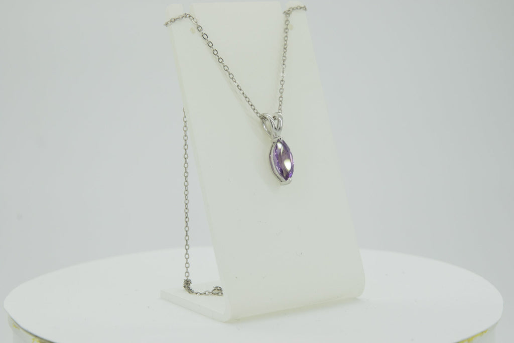 0,83 Carat Amethysst Anhanger 925 Silber CollierKette violetter Edelstein Top