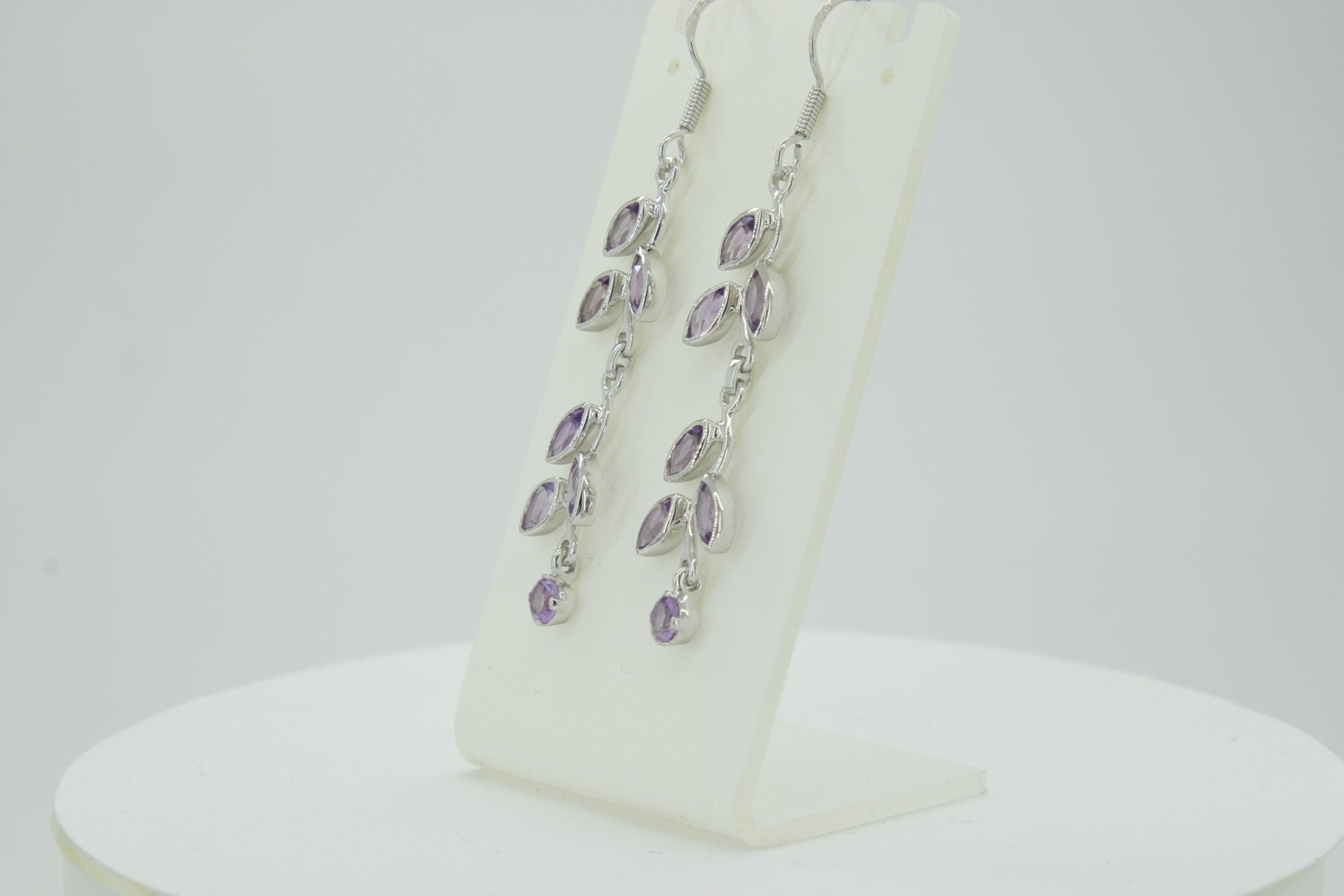 Edle florale 3,6 Carat Amethyst Ohrhanger 928 Silber romantische Ohrhanger