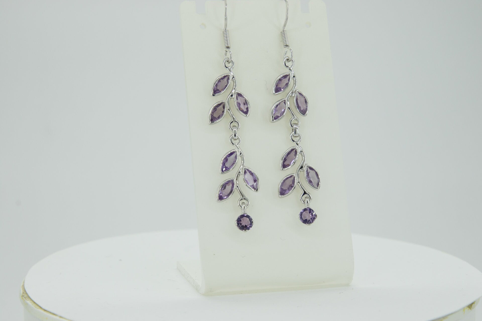 Edle florale 3,6 Carat Amethyst Ohrhanger 928 Silber romantische Ohrhanger