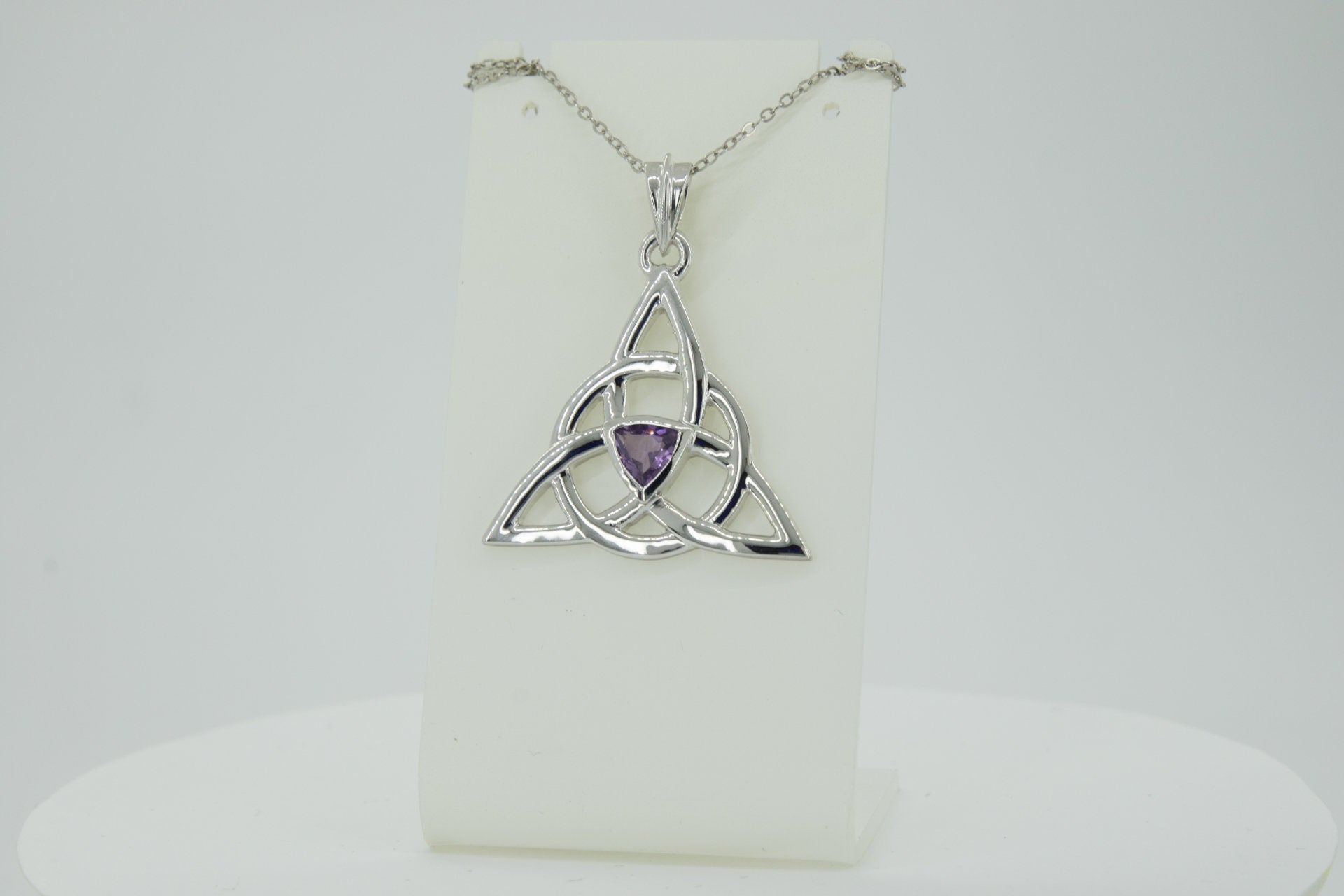 0,8 Carat Blautopas Anhanger keltischen Knotenmuster 925 Silber Unendlichkeit