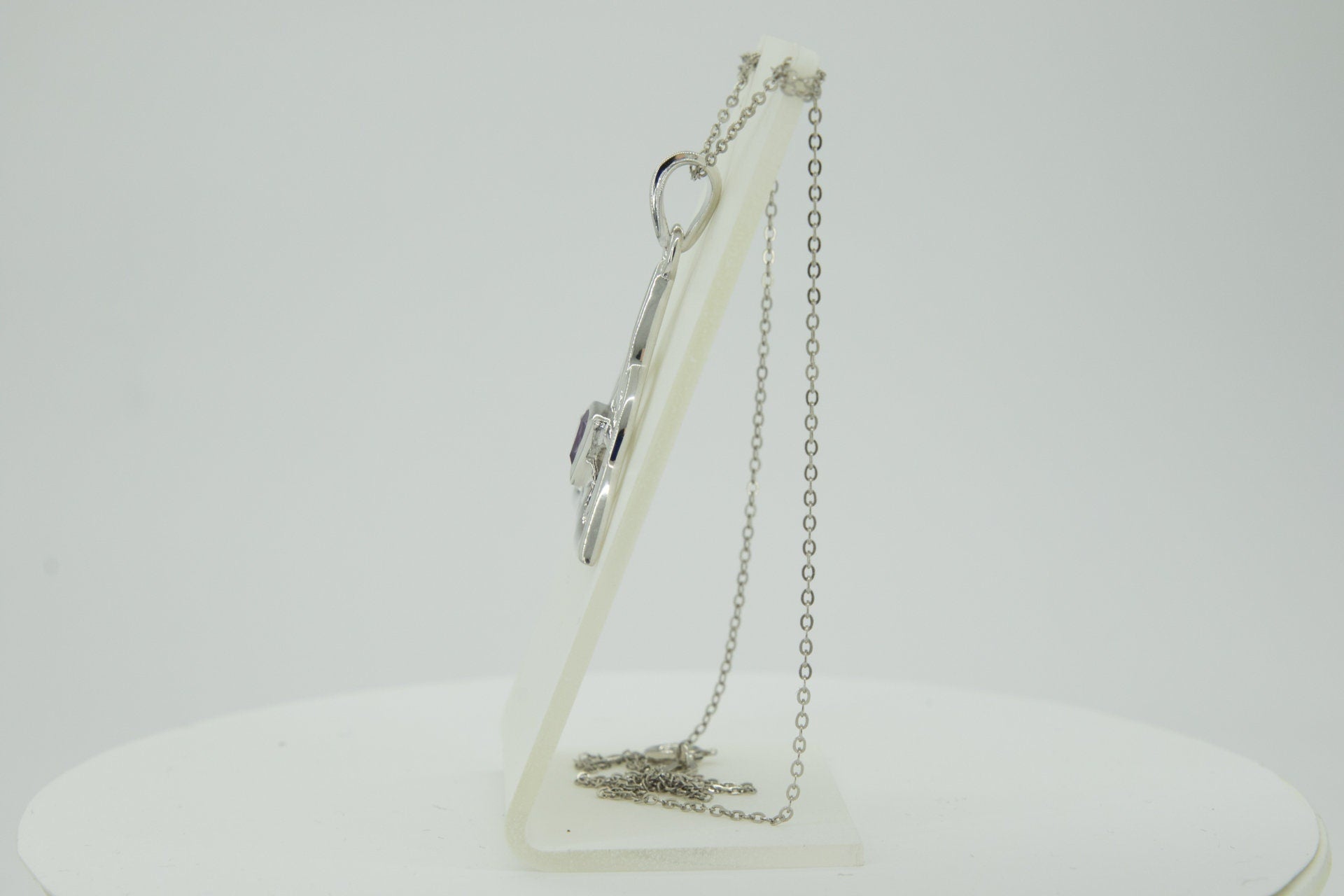 0,8 Carat Blautopas Anhanger keltischen Knotenmuster 925 Silber Unendlichkeit