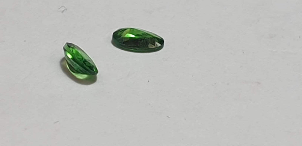 0,23 Carat Tsavorit Granat 2 Edelsteine Unbehandelt Tansania Afrika VS Qualitat