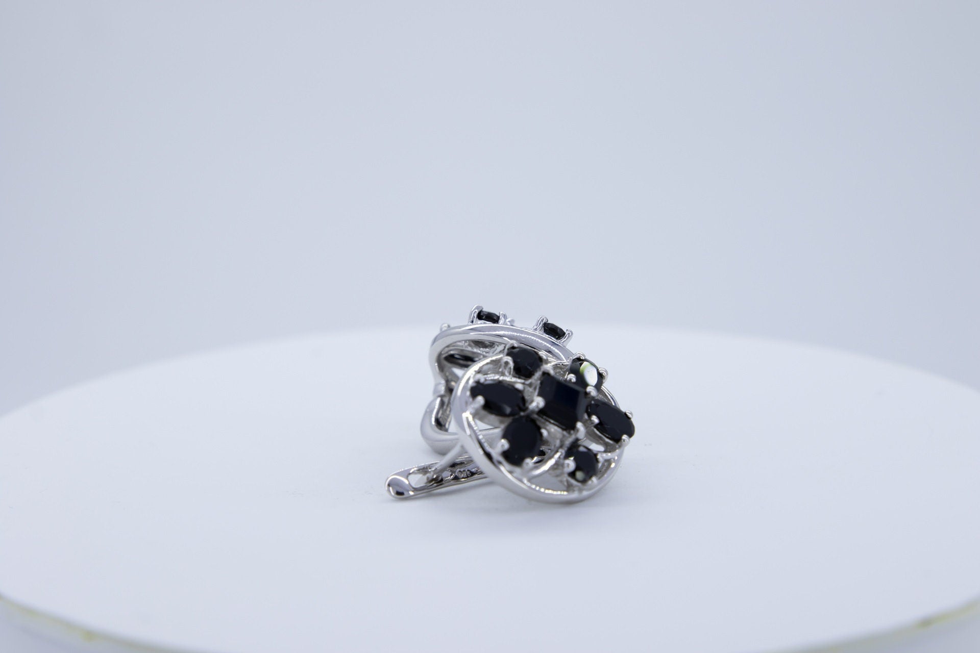 Design pur 7,4  Carat schwarzer Spinell Ohrschmuck 925 Silber Ohrstecker Ohrring