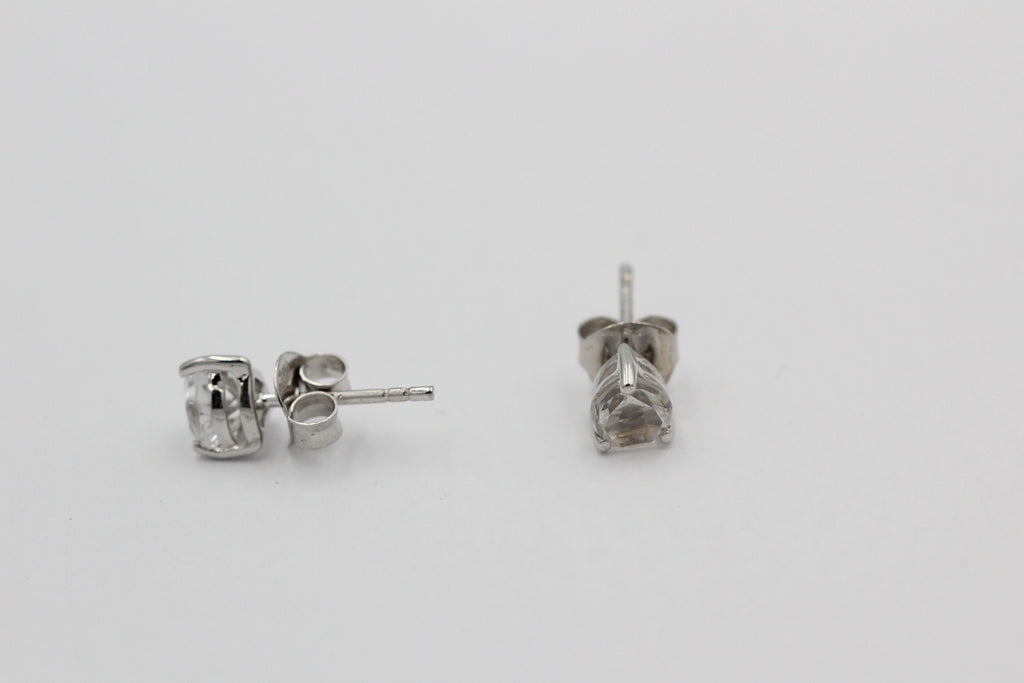 0,9 Carat Weiatopas Herz Ohrstecker 925 Silber Herzohrstecker weiaer Topas