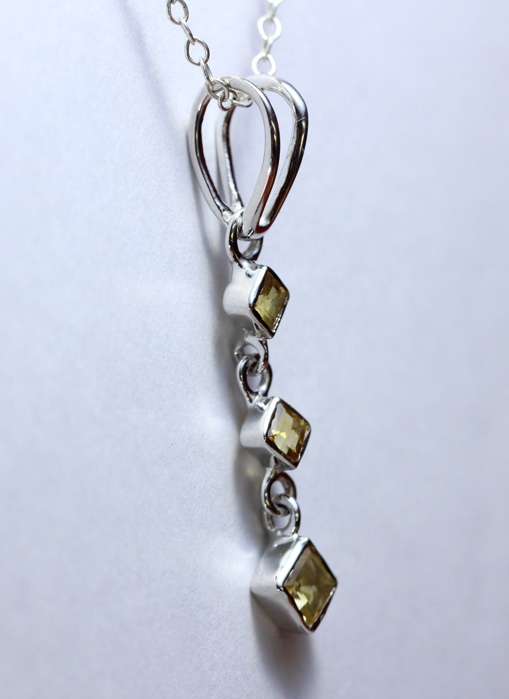 Edler 0,69 Carat Citrin Anhanger 925 Silber Collier  zitronengelber Edelstein