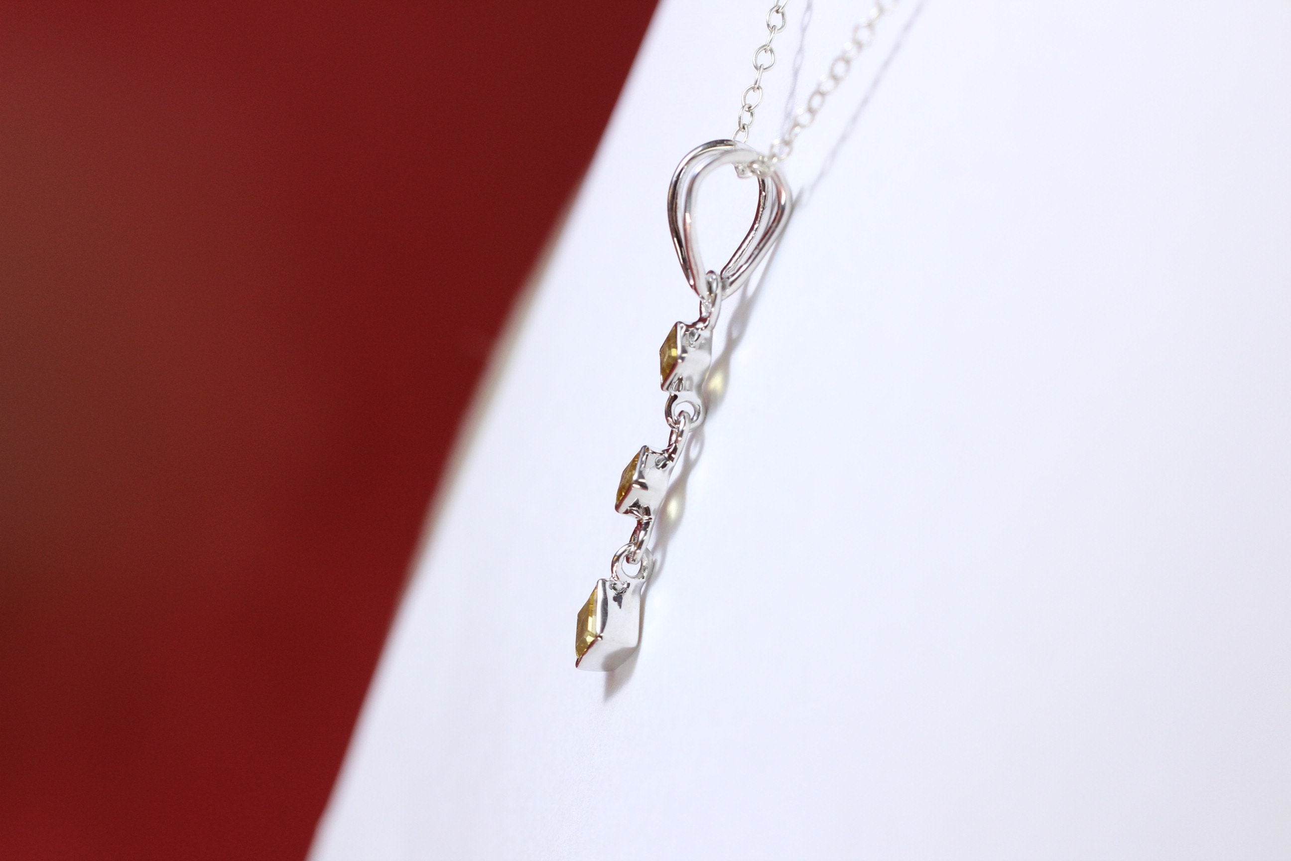 Edler 0,69 Carat Citrin Anhanger 925 Silber Collier  zitronengelber Edelstein