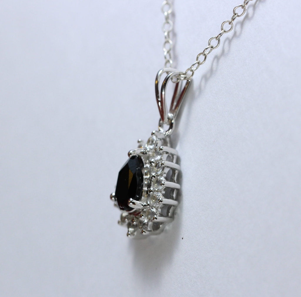 Edler 1,36 Carat schwarzer Spinell weisstopas Anhanger 925 Silber Collier Kette