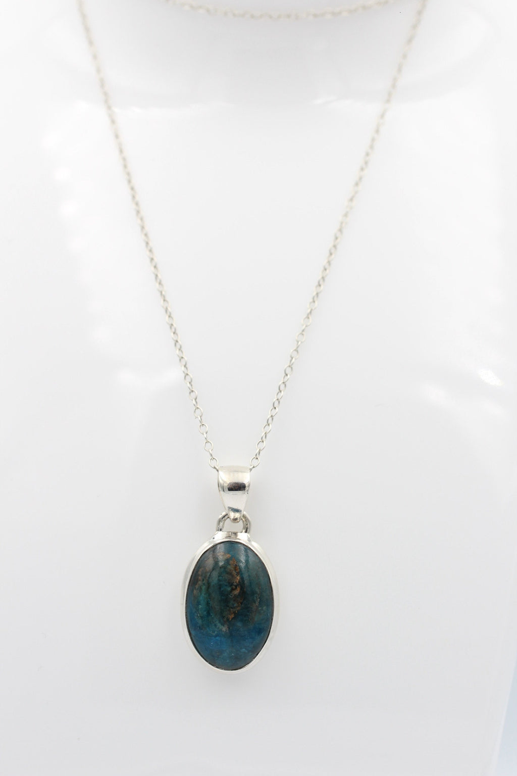 31 Carat neon blauer Apatit Anhänger 925 Silber Cabochon Collier Kette Apatit