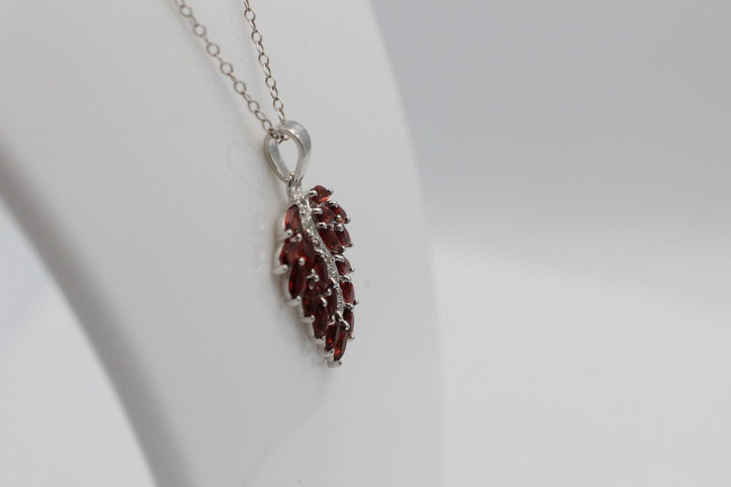 Edler 3,1 Carat Granat Weißtopas Anhänger 925 Silber Collier Kette Top Edel