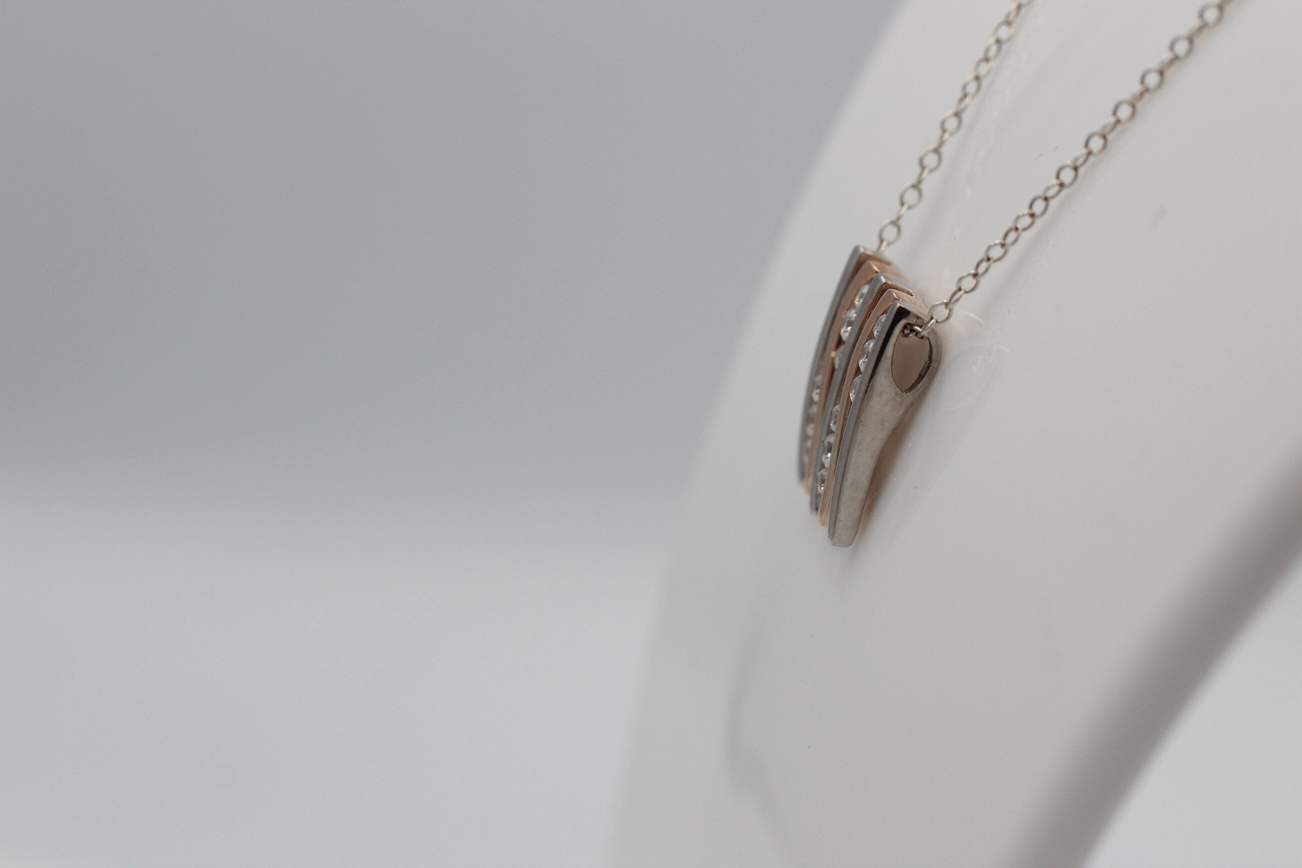 Bicolor Anhänger 925 Sterling Silber - Teilvergoldet & Rhodiniert - 12 Funkelnde Zirkonia Rosé - Edler Echtschmuck Anhänger - Handgefertigt