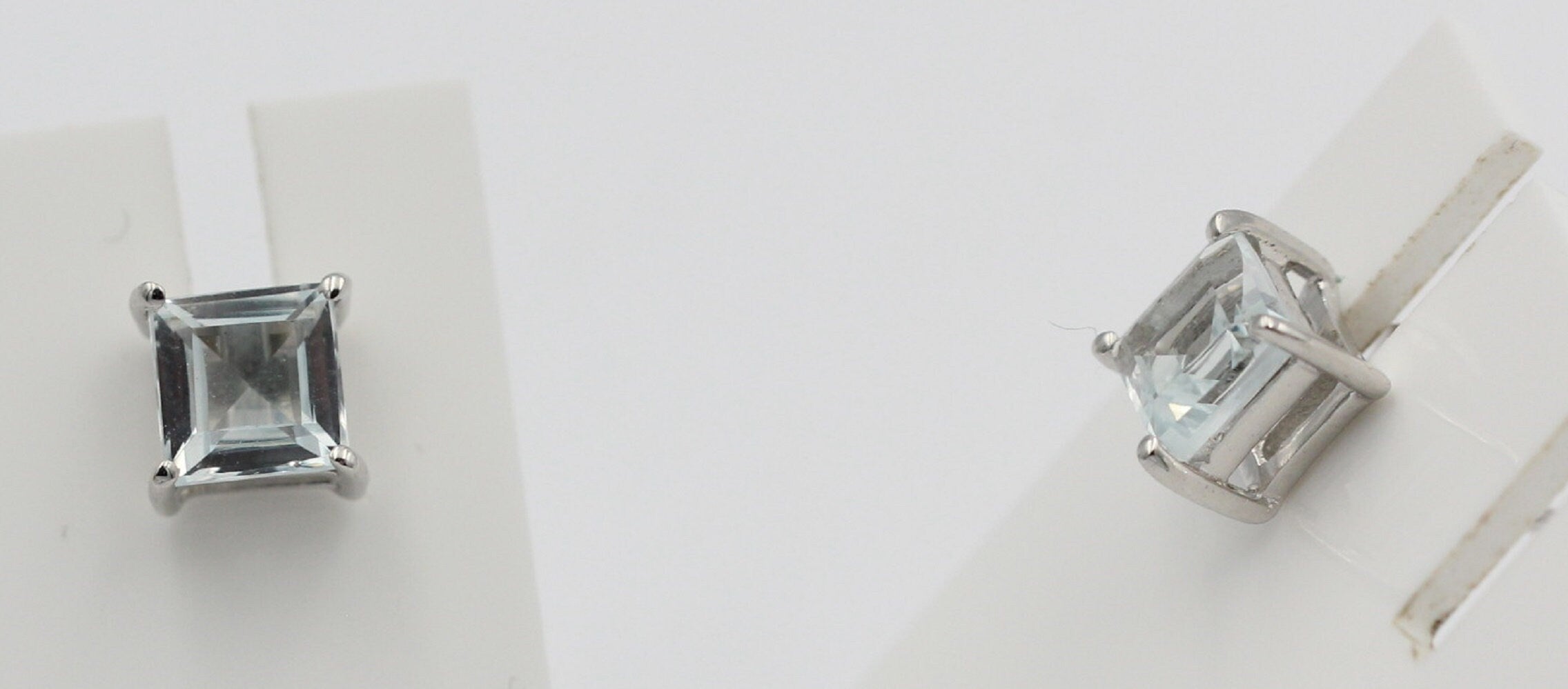 2;0 Carat Weißtopas  Ohrstecker 925 Silber Weißtopas Edelsteinschmuck Top