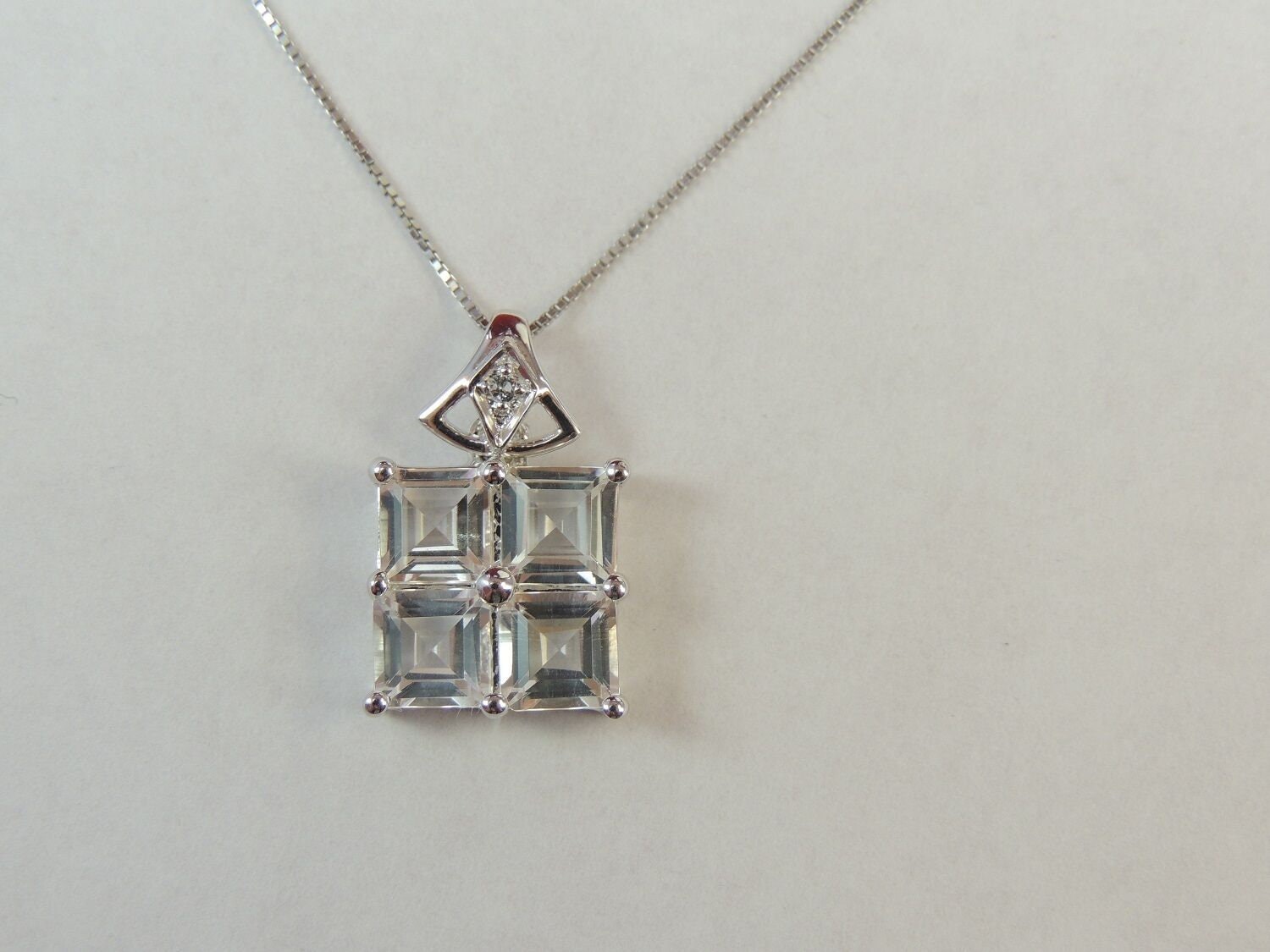 Edler 4,72 Carat Weiatopas Anhanger 925 Silber Collier Kette weiaer Toaps