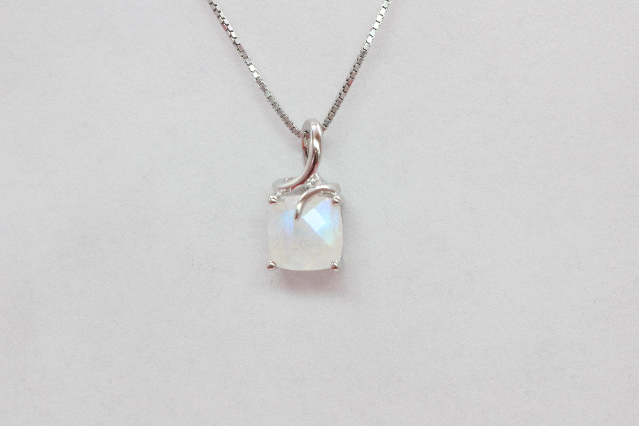 Edler 1,40 Carat Mondlichttopas Anhanger 925 Silber Checker Schliff top Edelstein