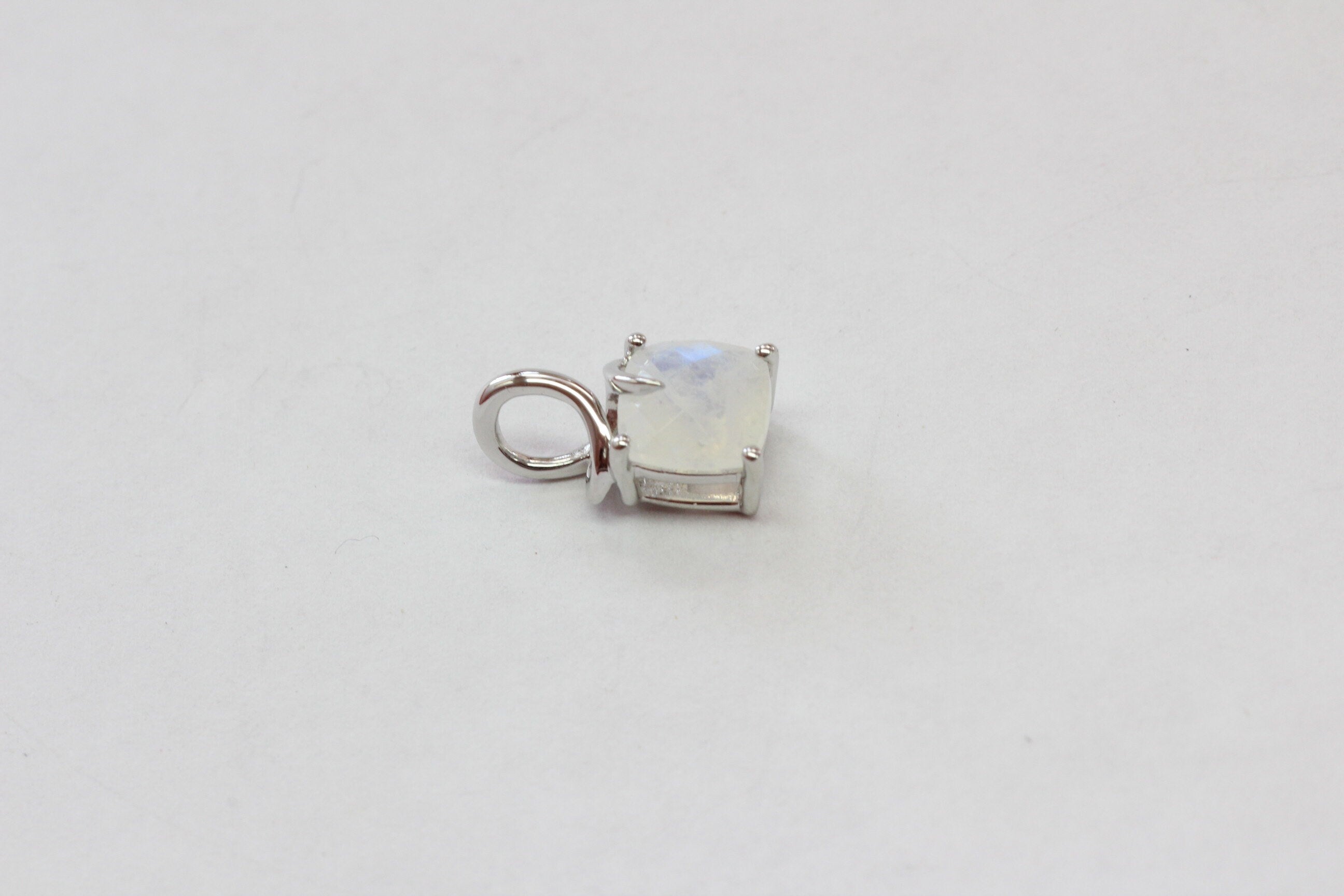 Edler 1,40 Carat Mondlichttopas Anhanger 925 Silber Checker Schliff top Edelstein